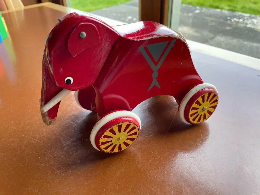 Retro træk elefant