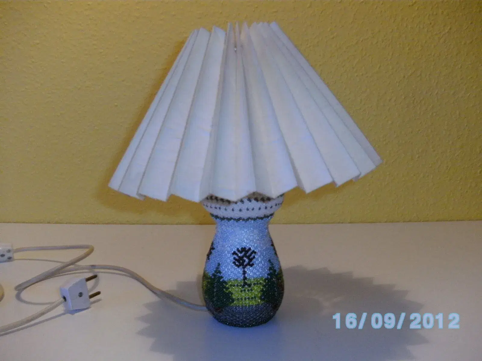 bordlampe med perler