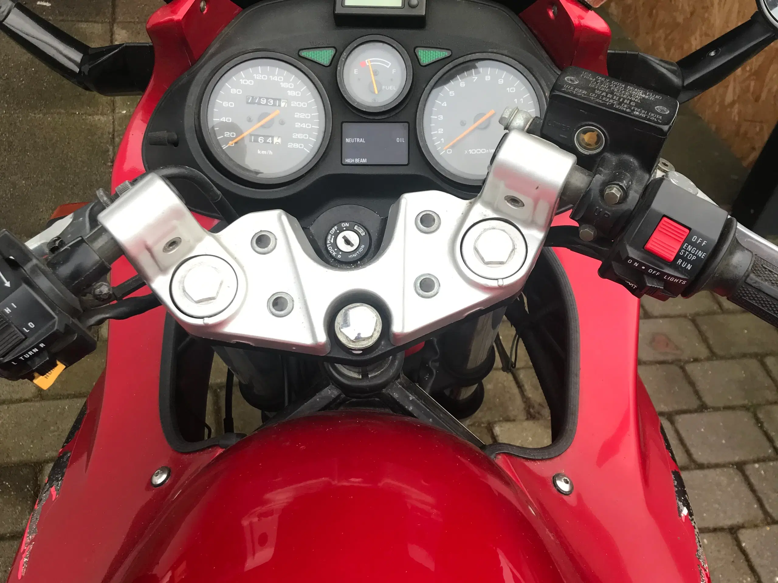 Suzuki GSX 750 F