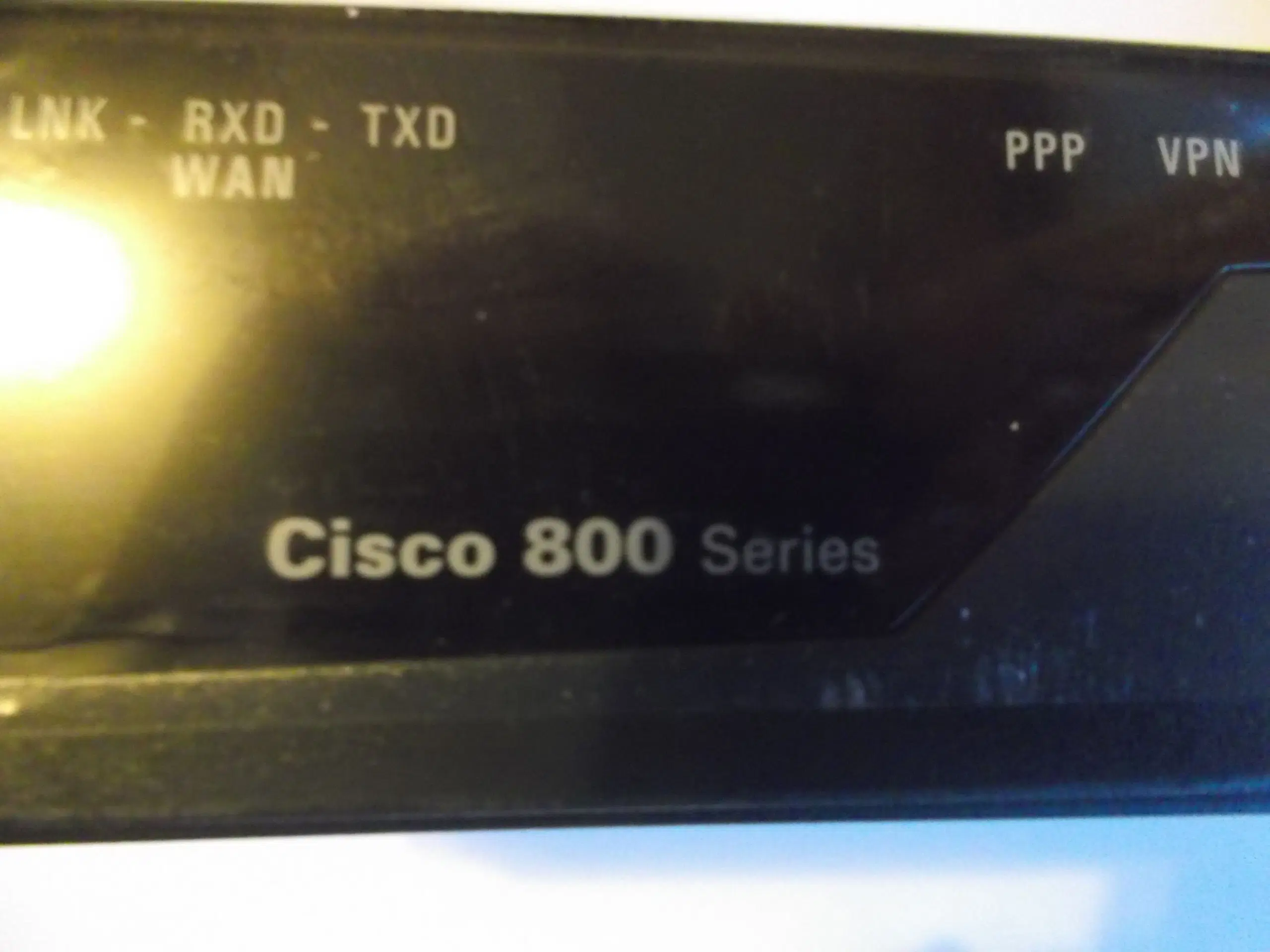 Cisco 871 Integrated Services Router