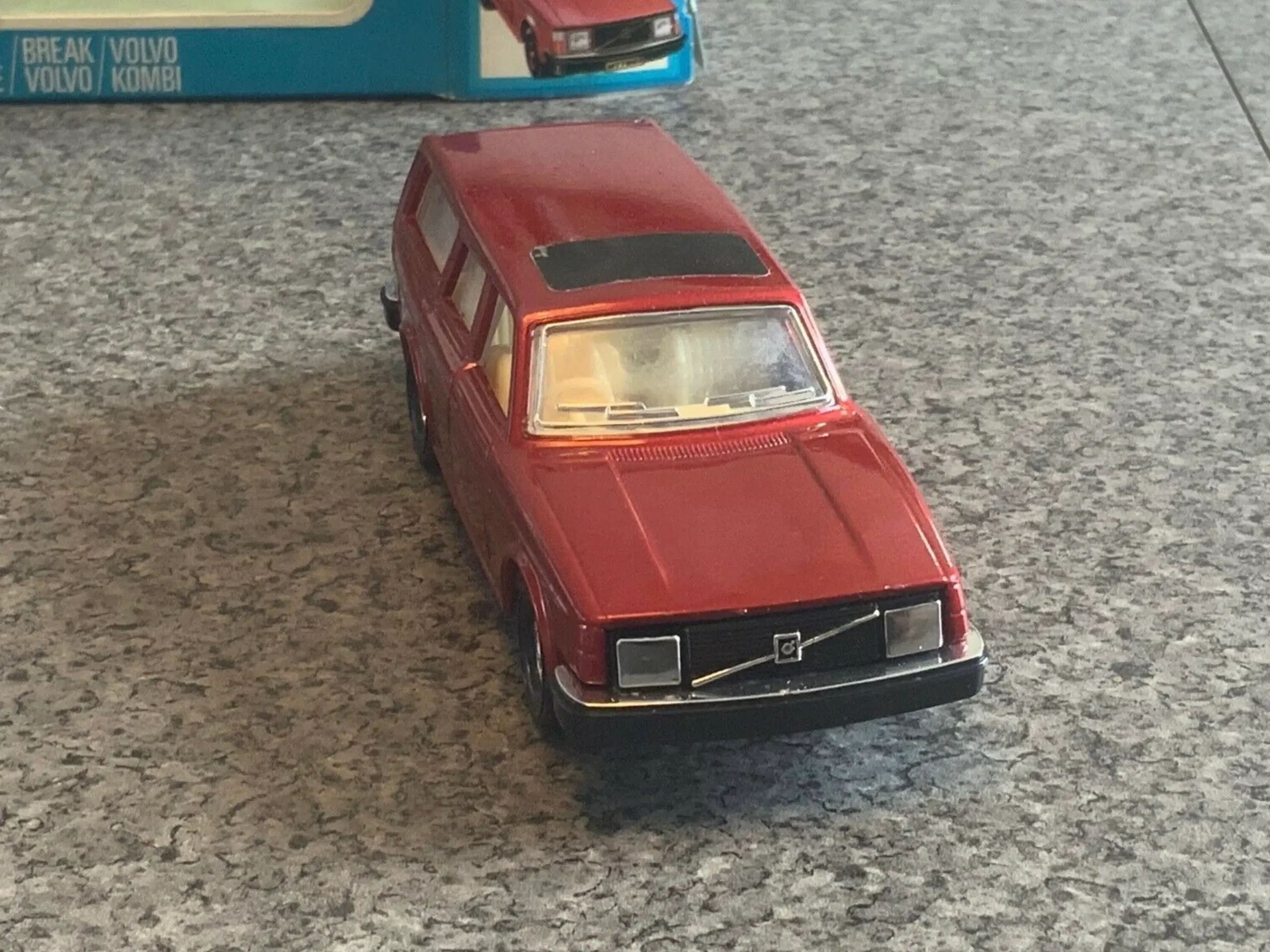 Matchbox SuperKings K-74 Volvo Estate scale 1:32