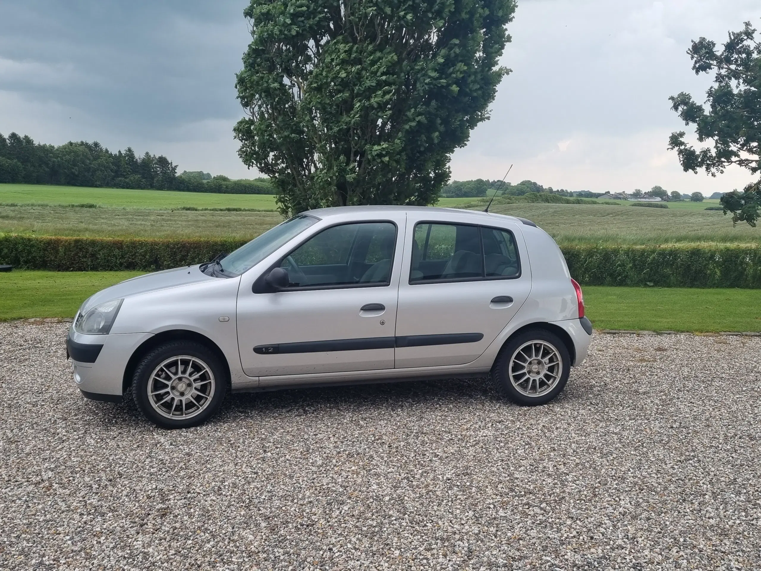 Renault Clio bud modtages