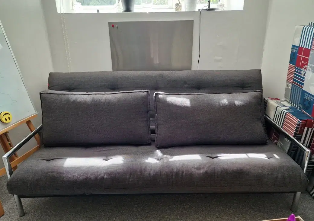 Futon sovesofa