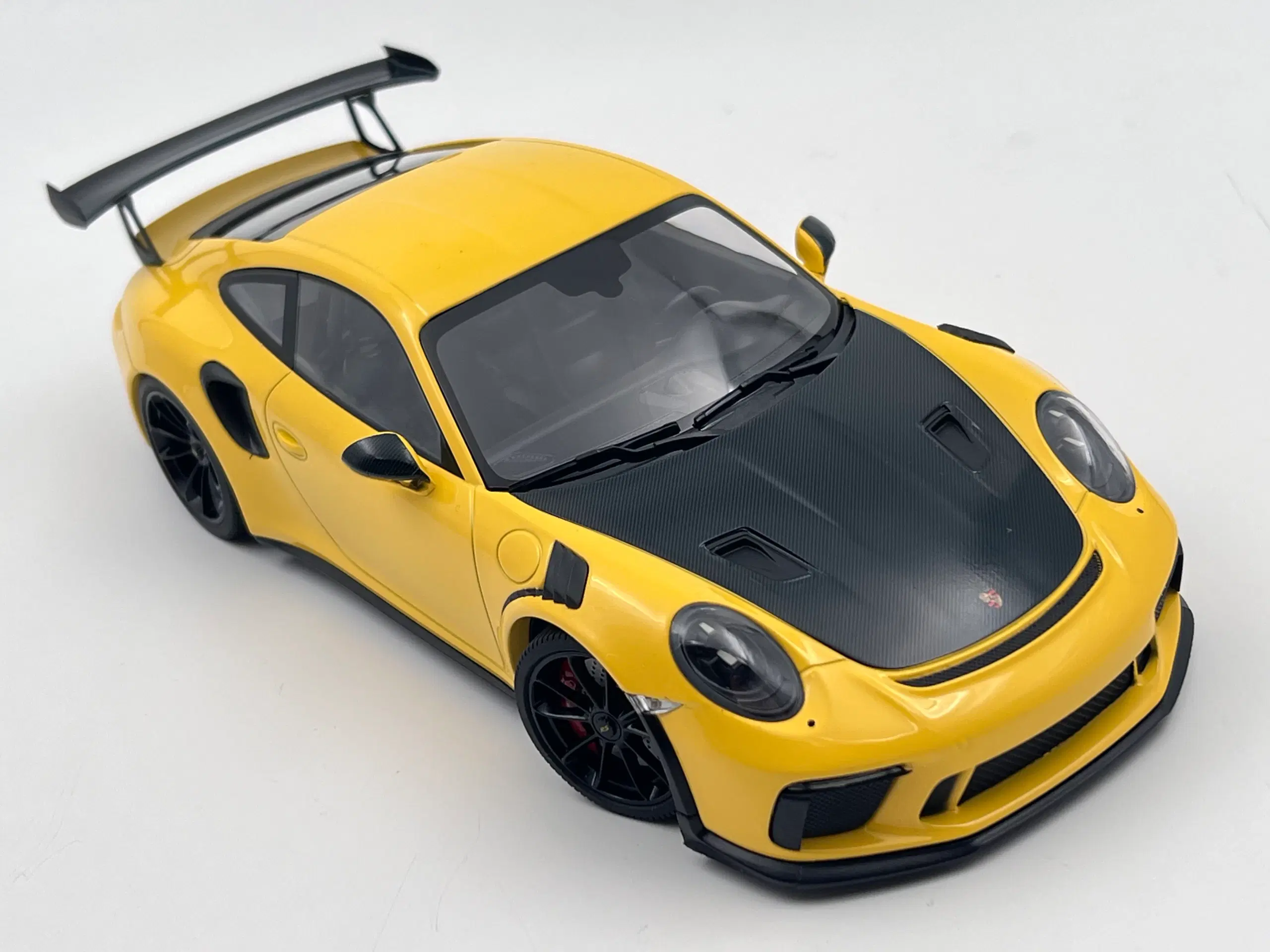 2019 Porsche 911 (9912) GT3 RS 1 af 402 - 1:18