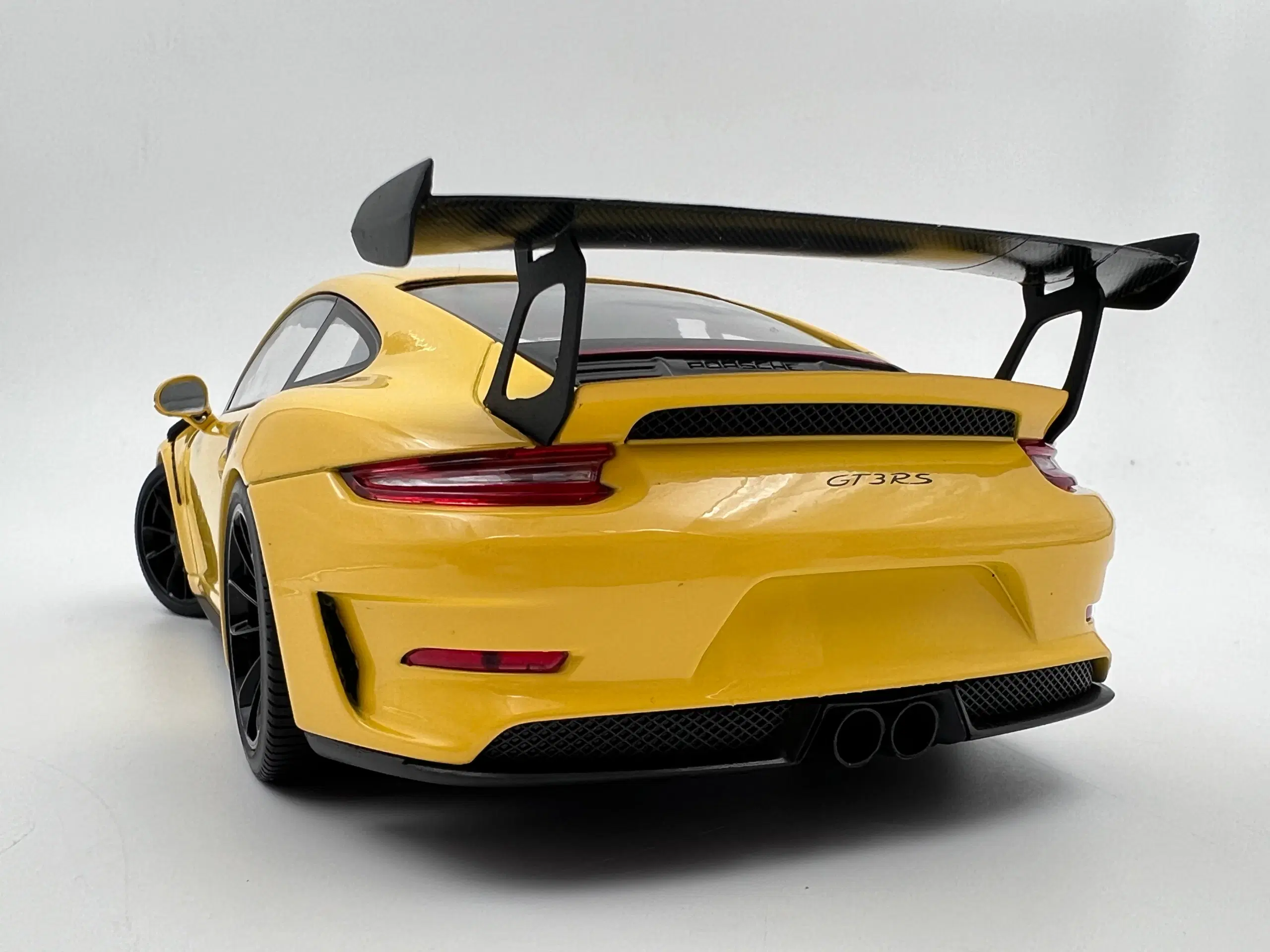 2019 Porsche 911 (9912) GT3 RS 1 af 402 - 1:18