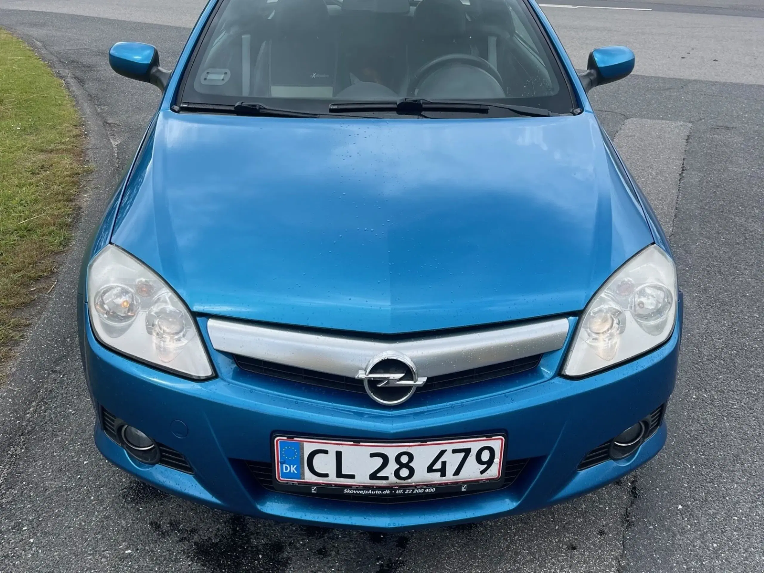 OPEL TIGRA - 1,8 BENZIN - CABRIOLET - 125 HK