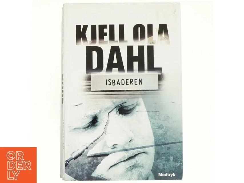 Isbaderen af Kjell Ola Dahl (Bog)