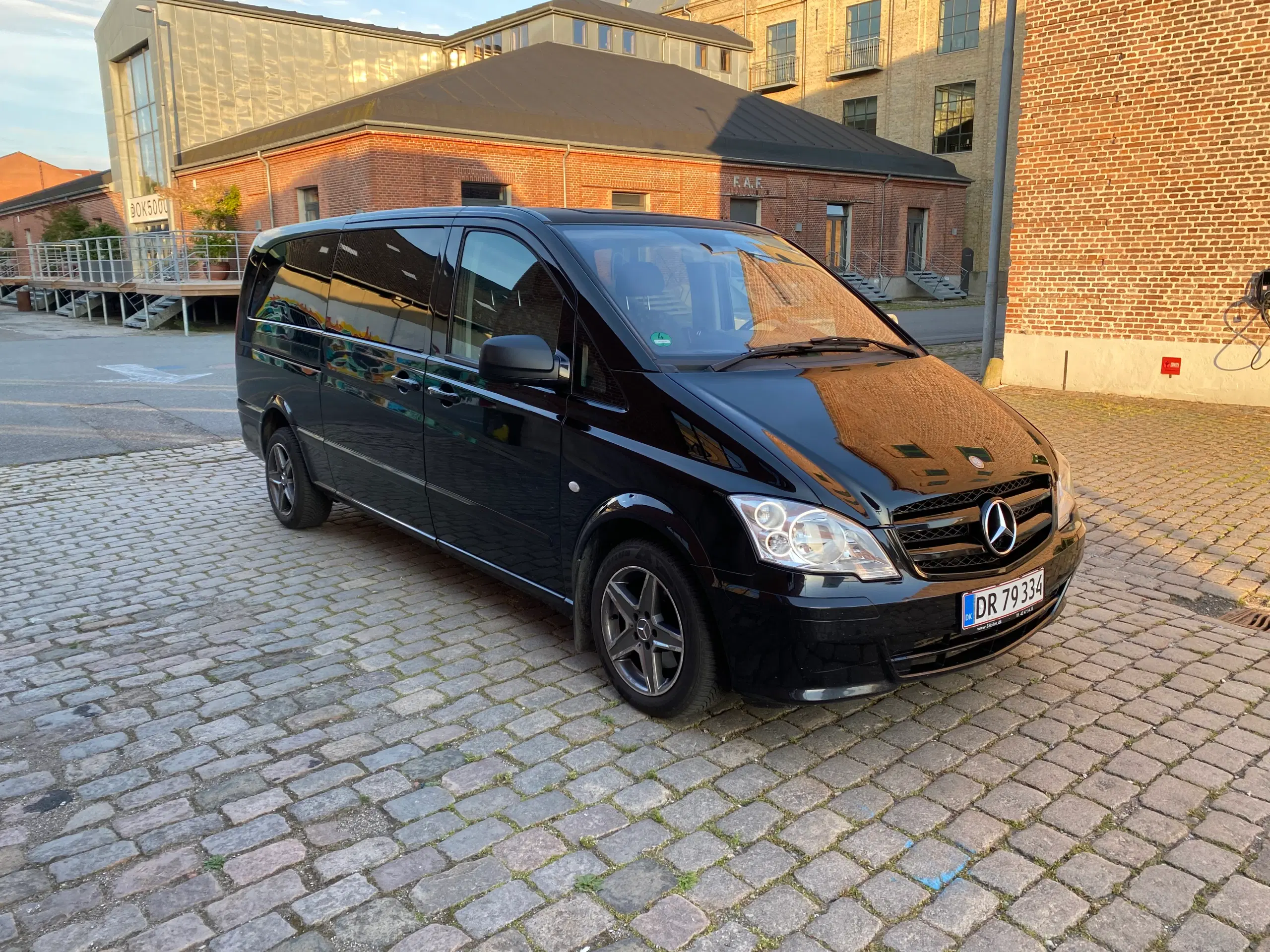 Mercedes Vito 115Cdi Lang 2.2 9 Persons