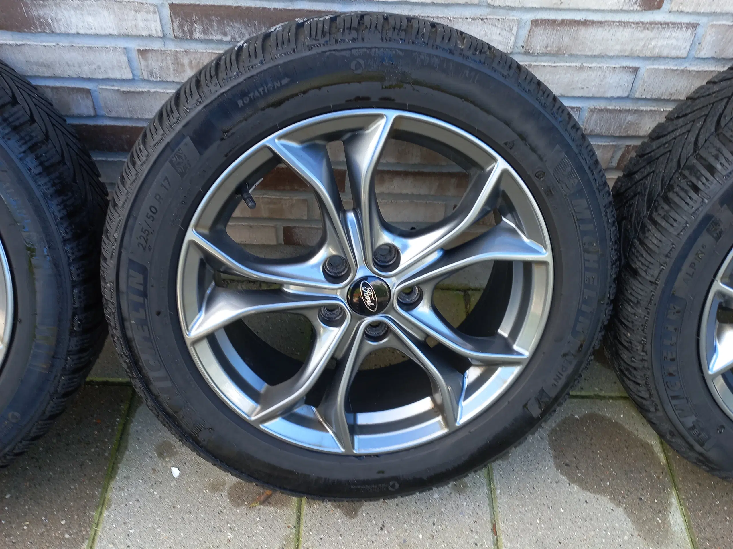 Originale Ford Alu 5 x 108 m Vinterdæk 225/55R17