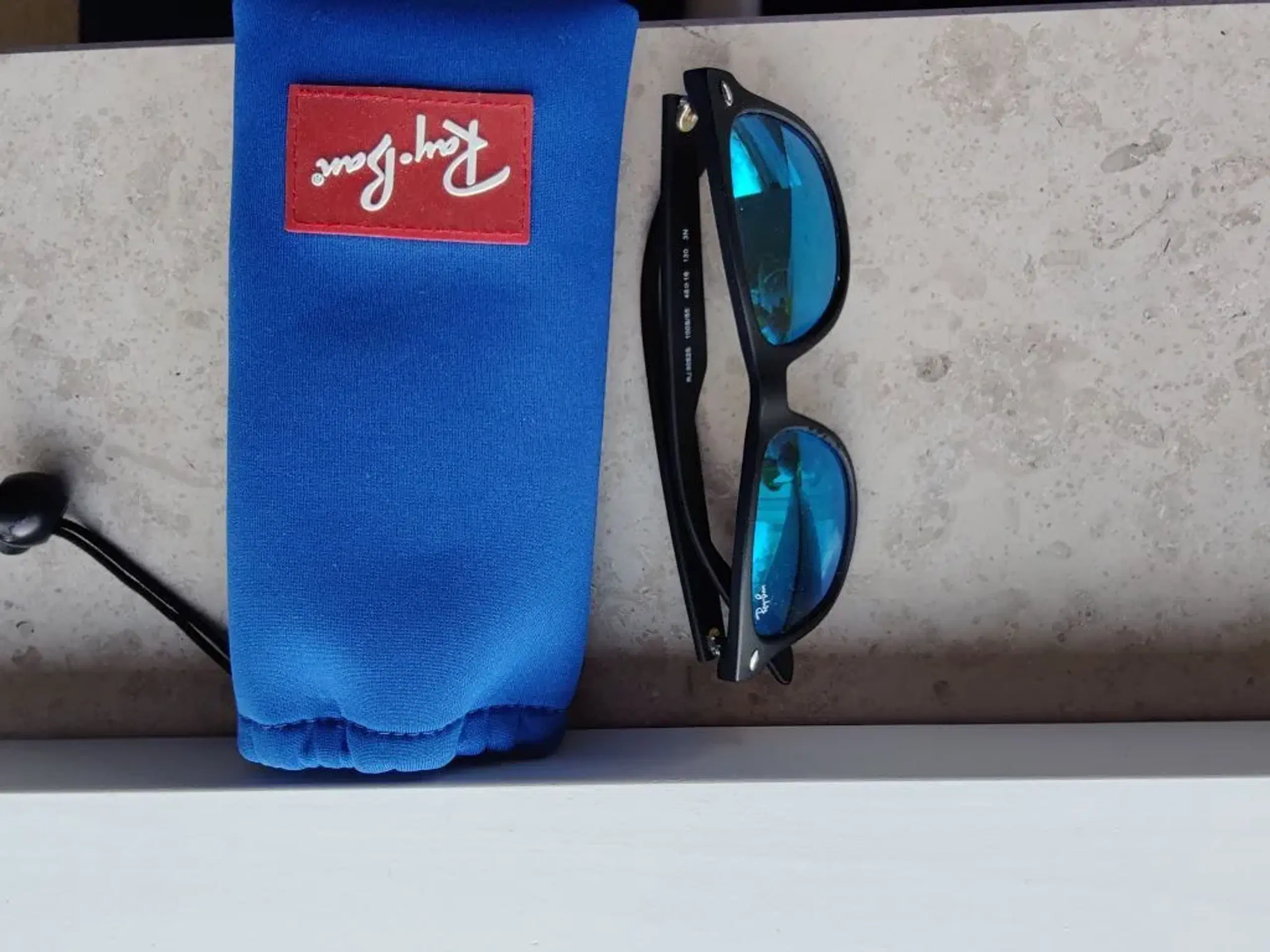 Ray Ban solbrille til børn