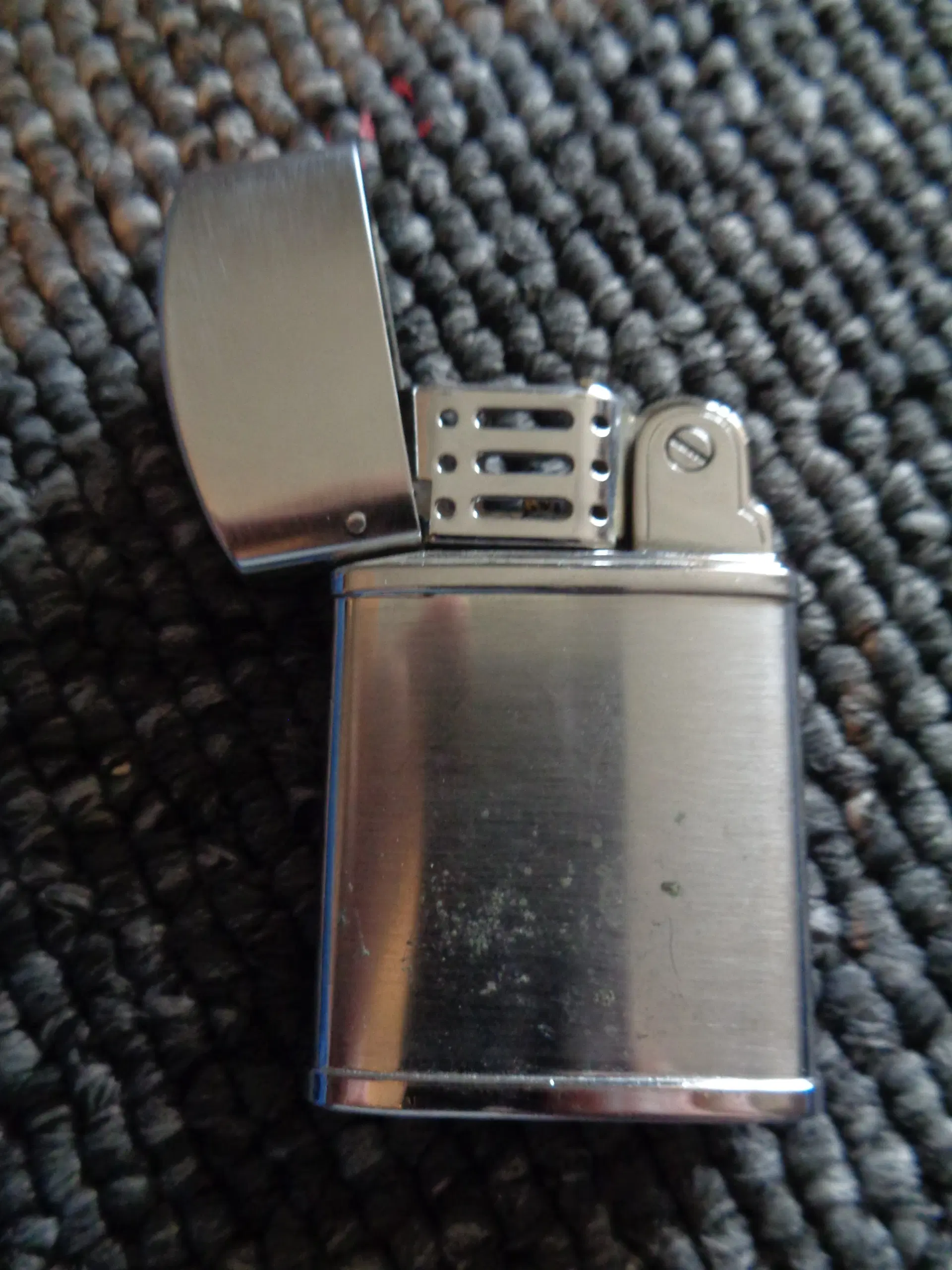 Zenith lighter