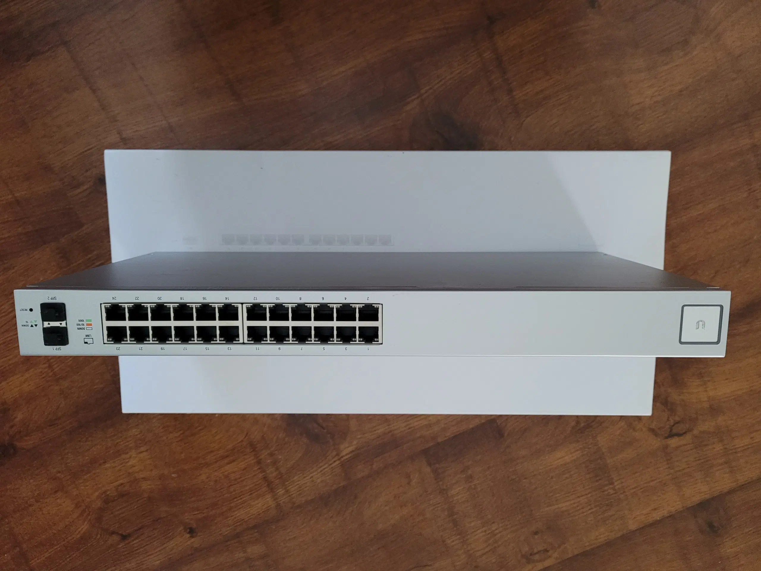 Ubiquiti Unifi Switch 24