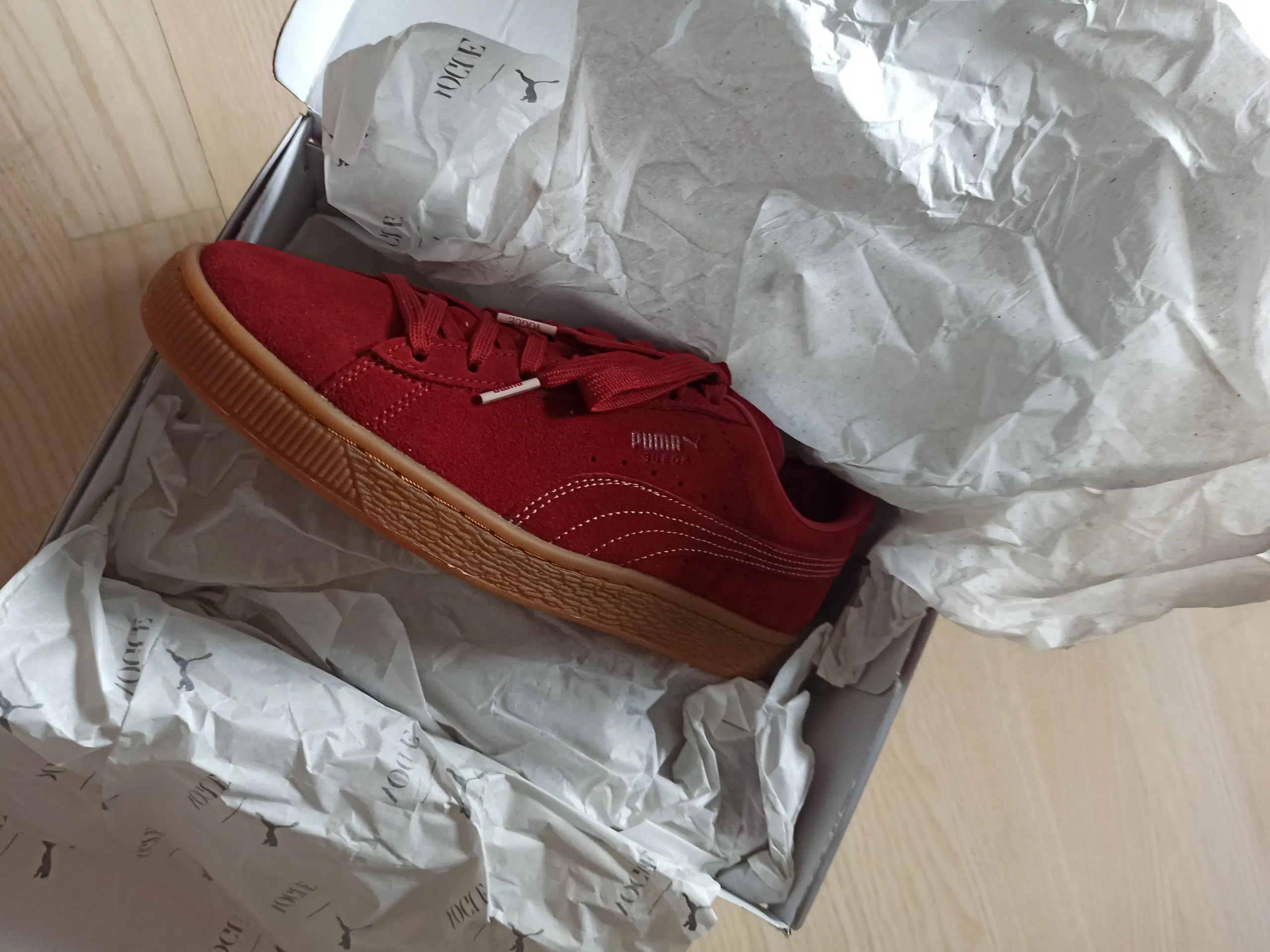 Nye PUMA Suede Classis VOGUE Red-intense str 41