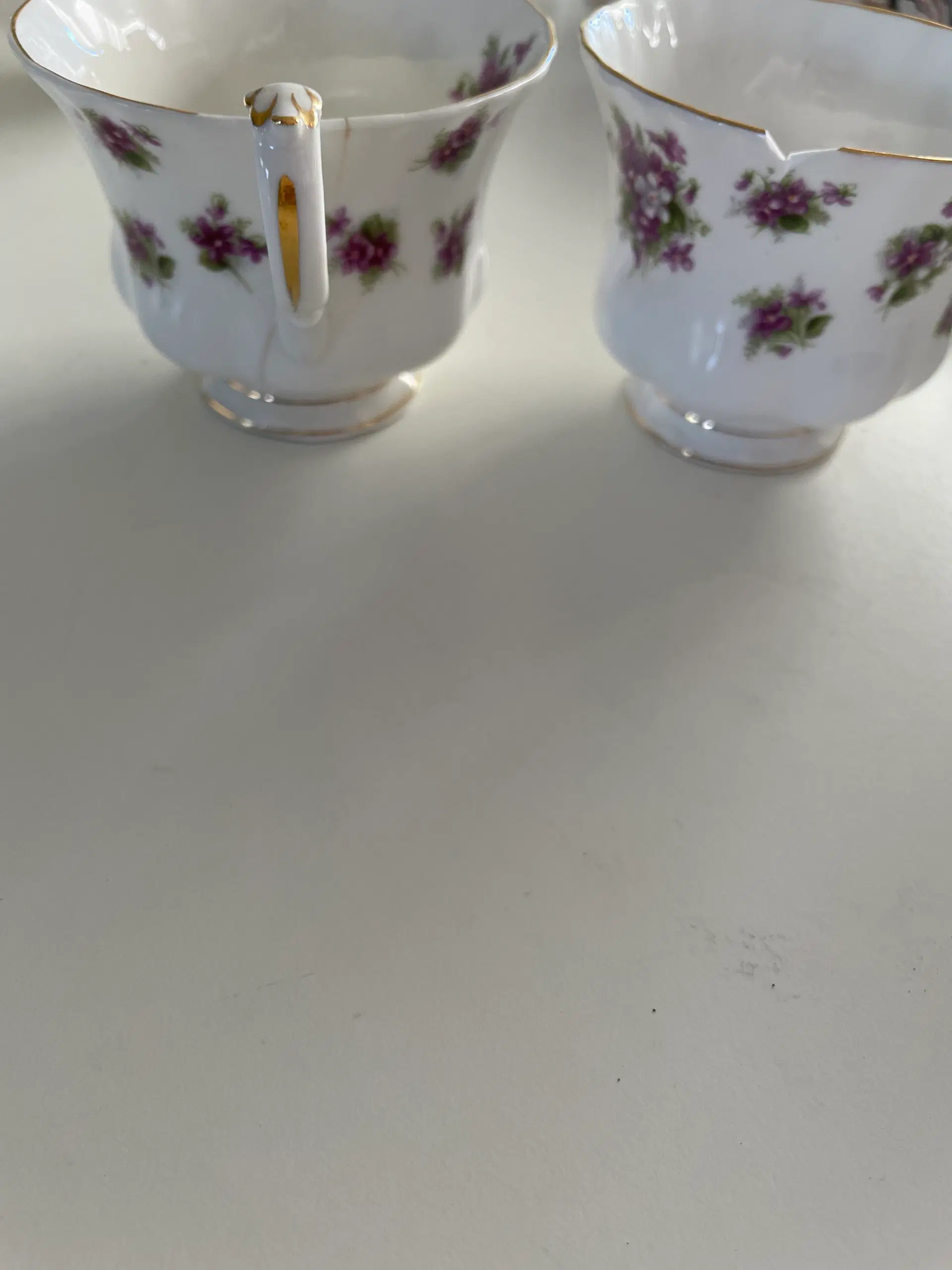 Royal Albert Sweet Violet