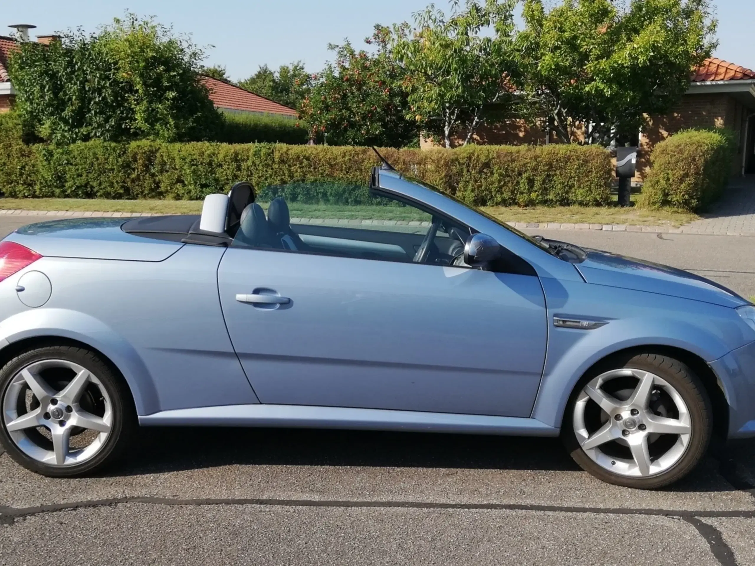 Opel Tigra 18