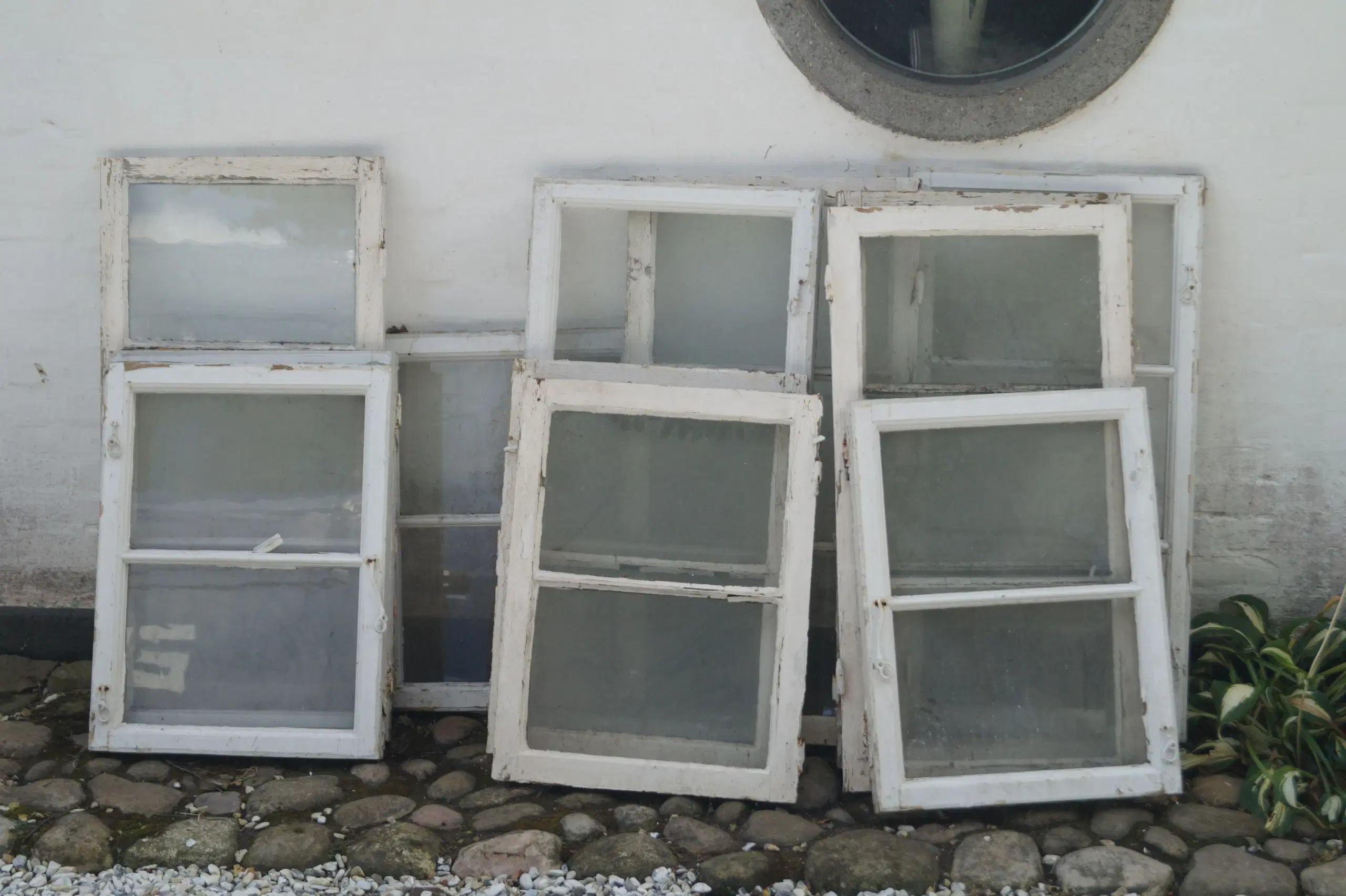 Antikke vinduesrammer