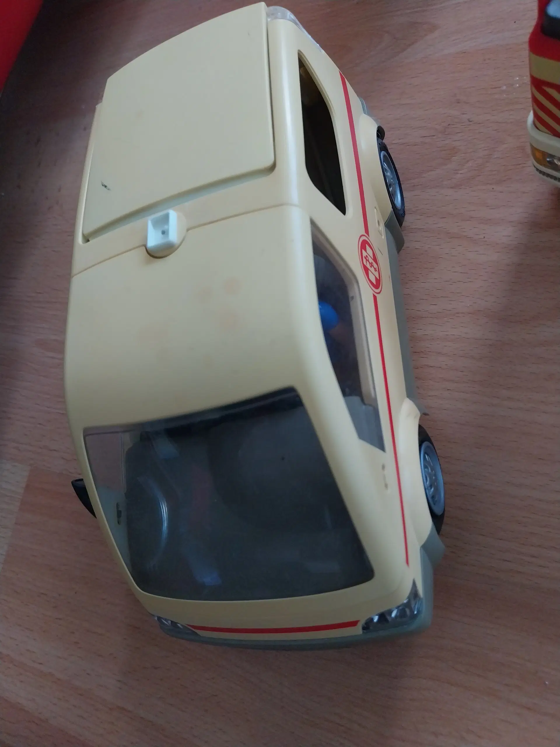 Playmobil ambulance