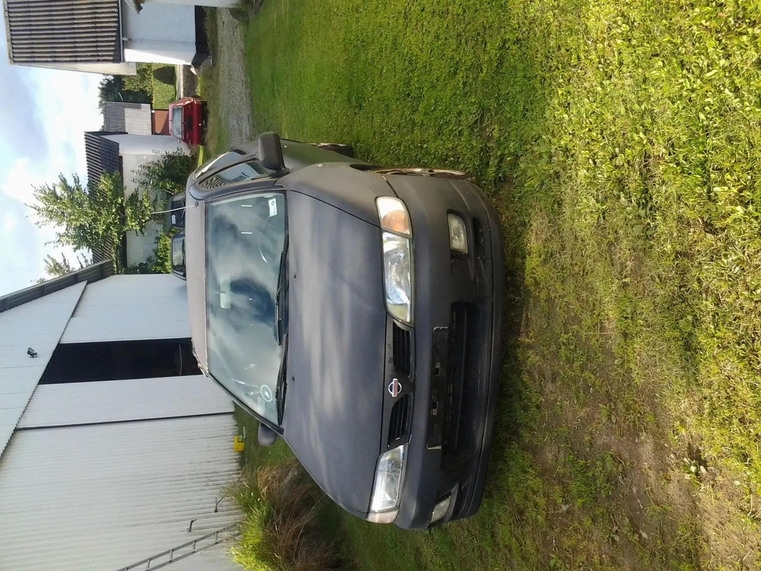 Nissan almera 20 til dele