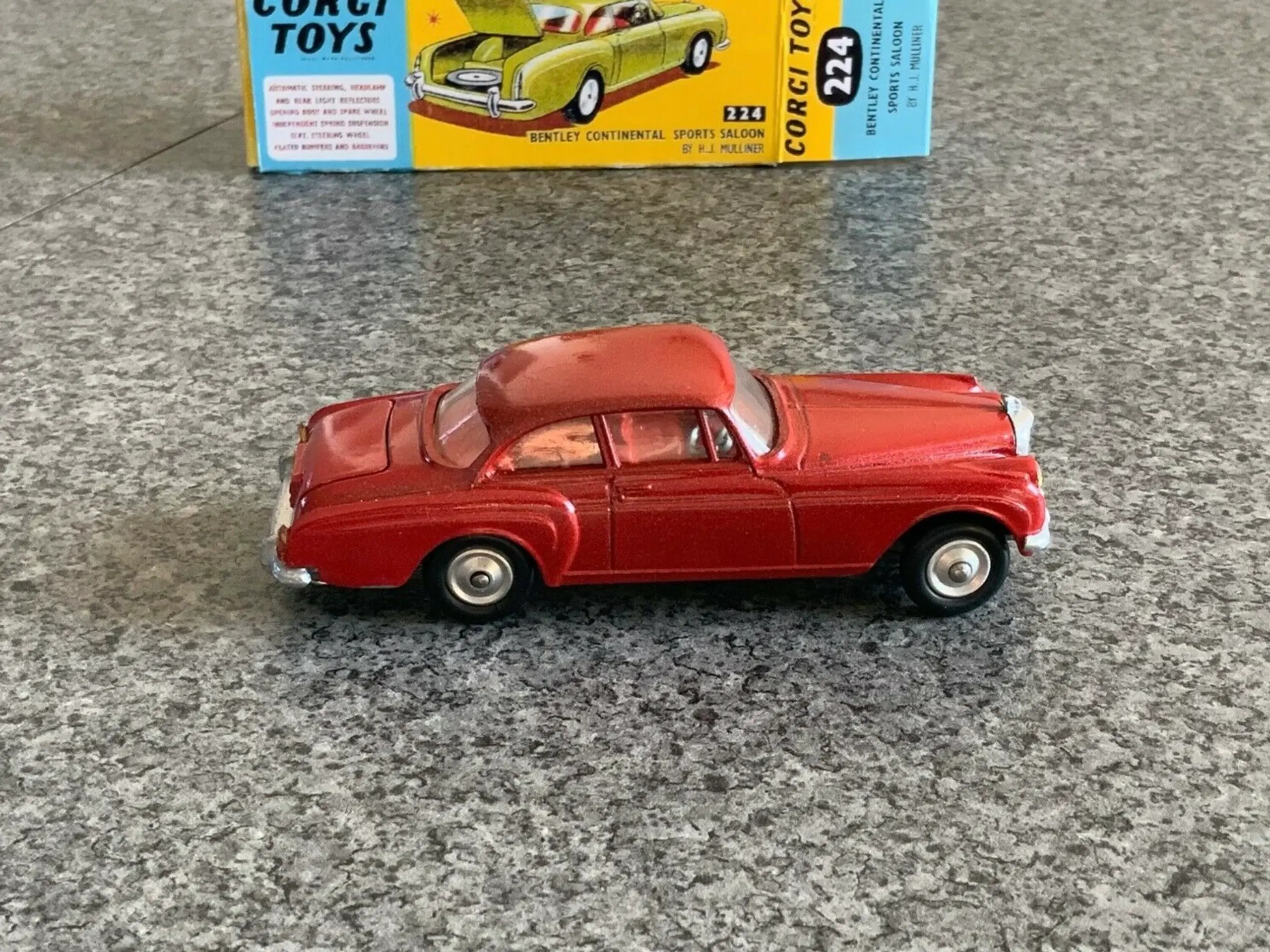 Corgi Toys No 224 Bentley Continental Saloon