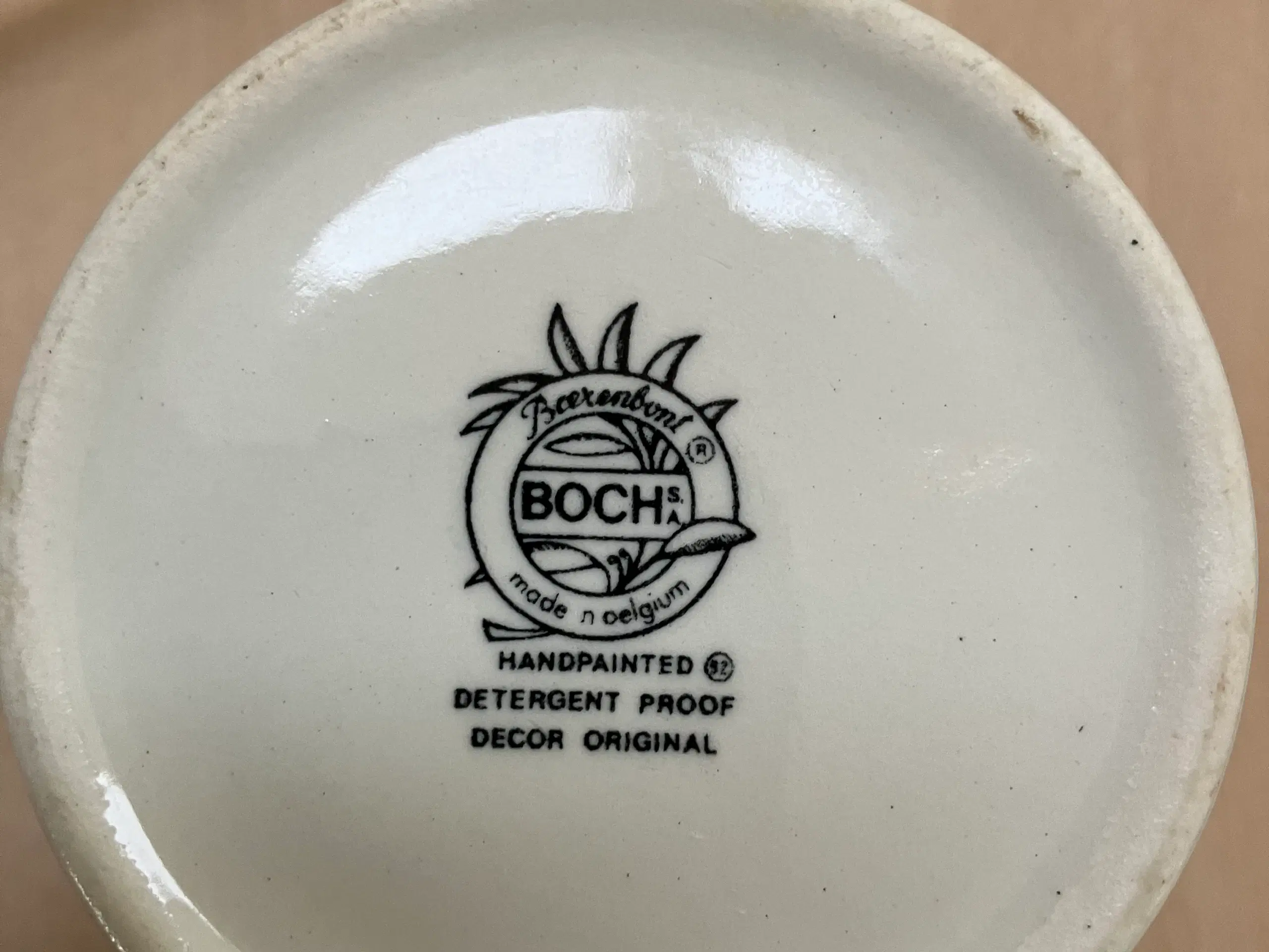 Belgisk porcelæn Boch krus kopper