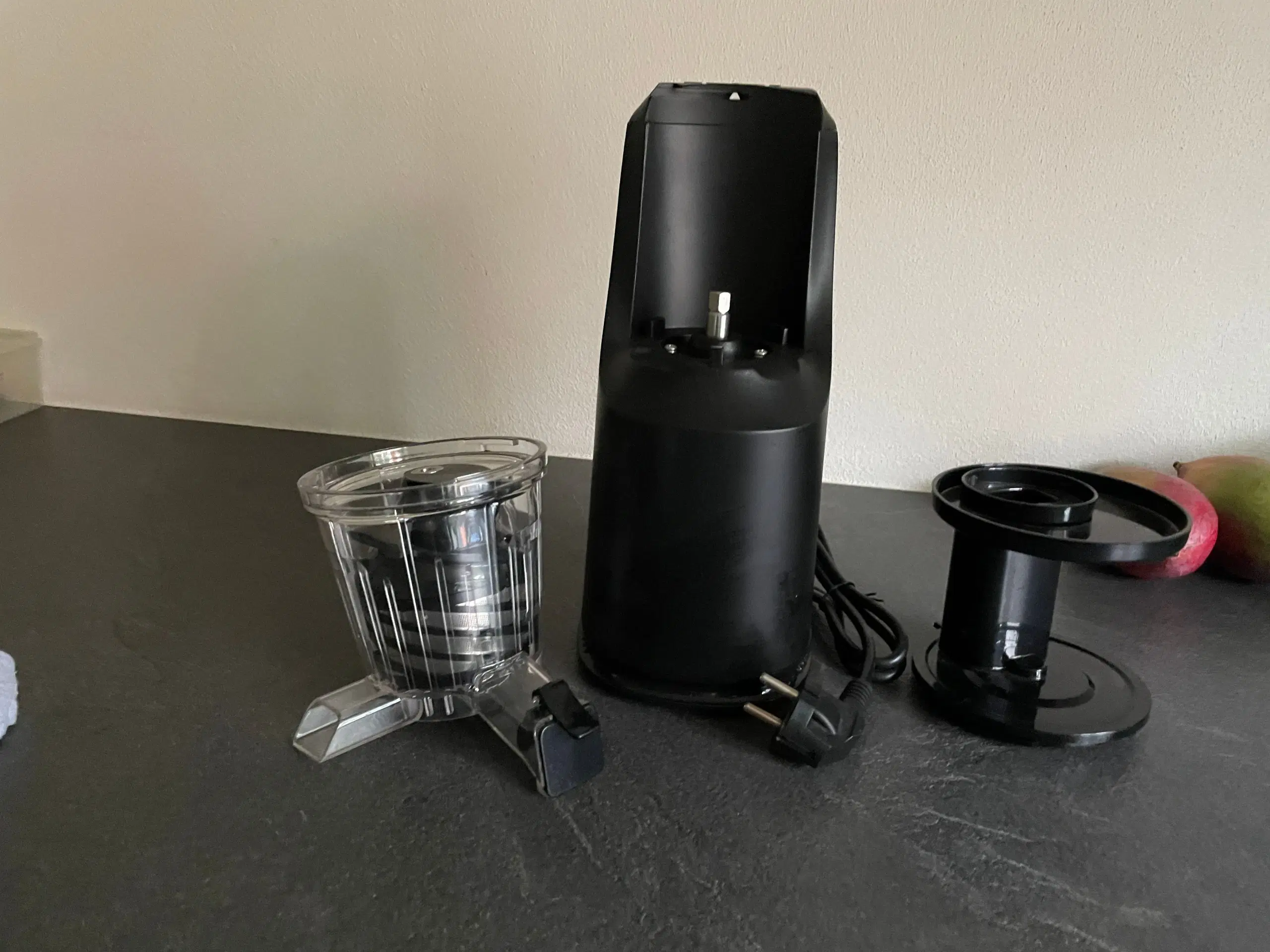 Mini slowjuicer