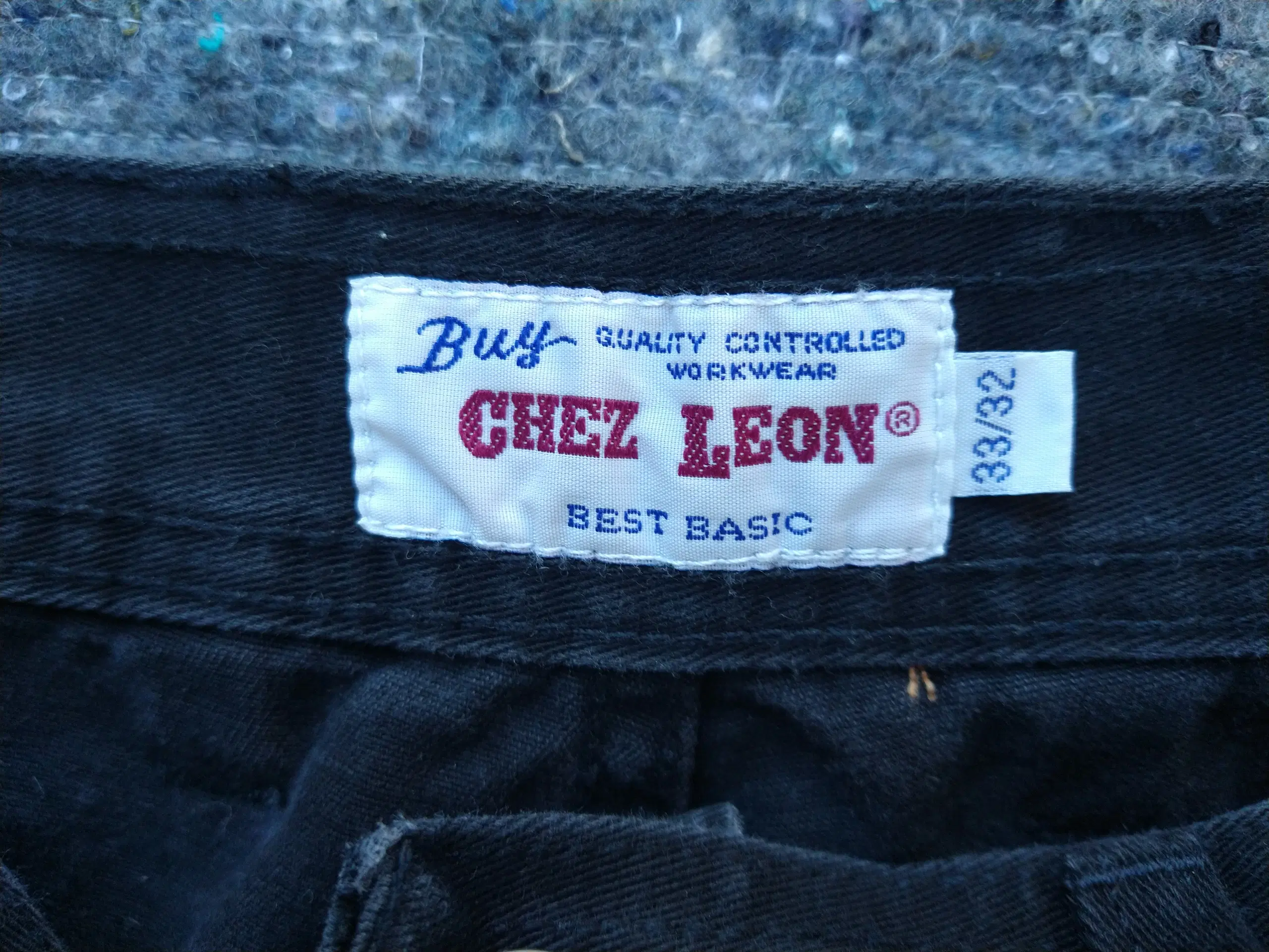 Chez Leon sort str 32