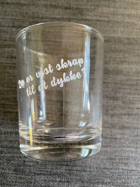 6 glas med tekst