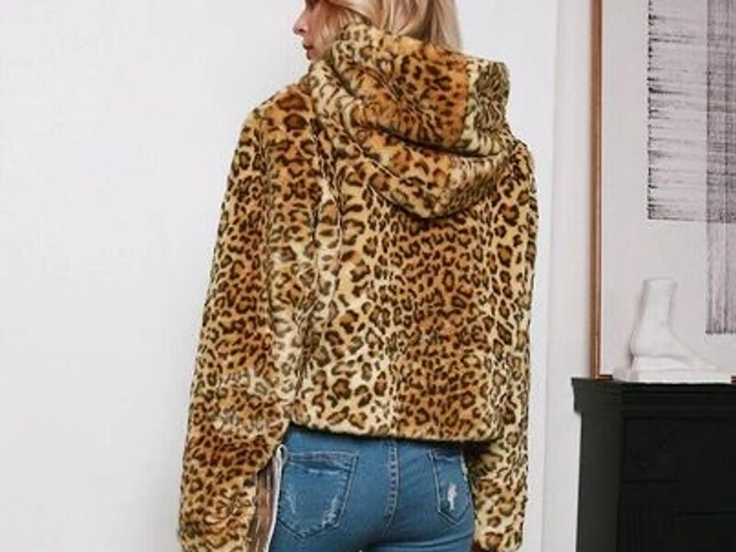 FauxFur Mleopardprint-AnnorakM hætteStr:Medium