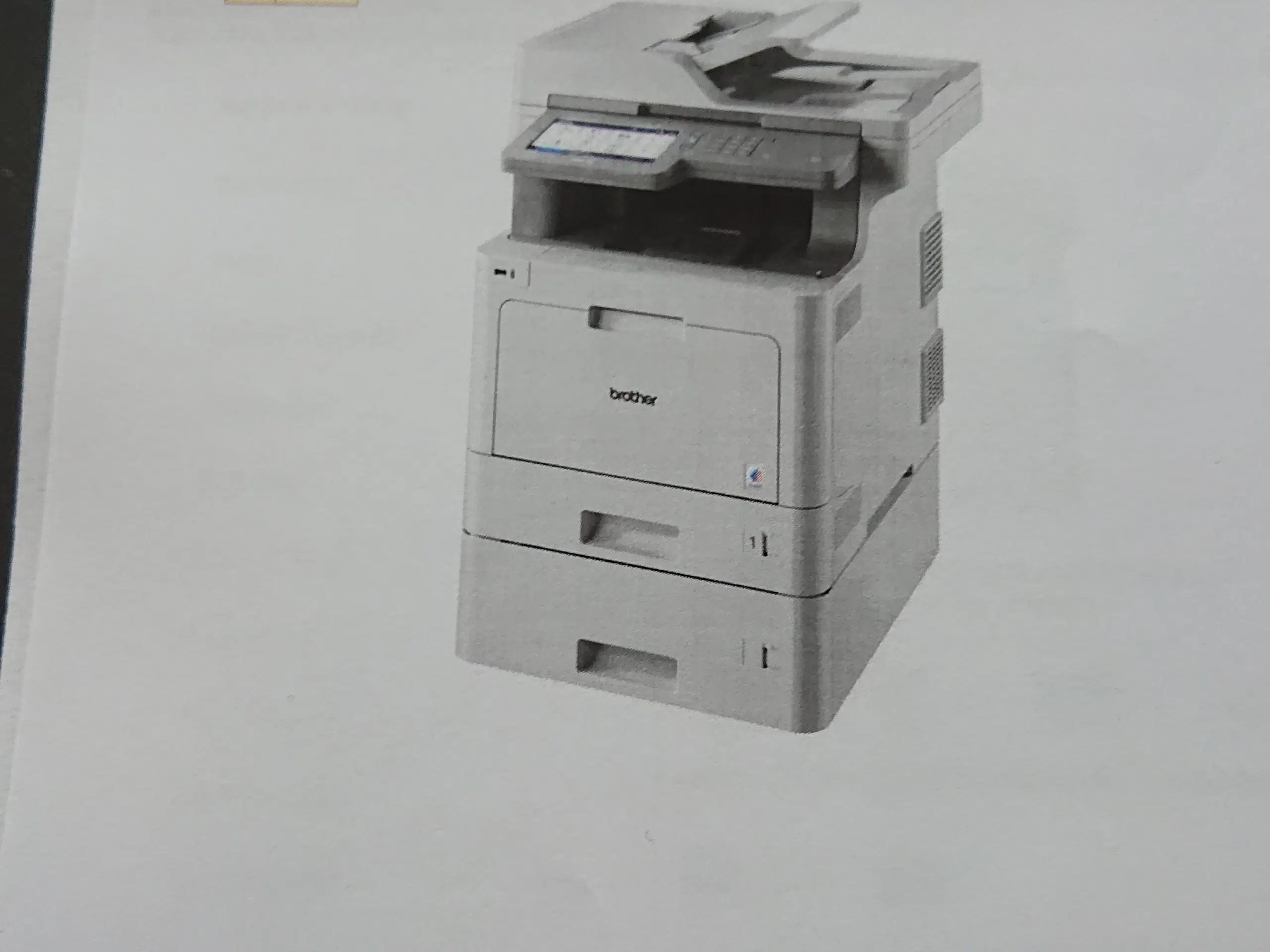 Laserprinter multifunktion m farve