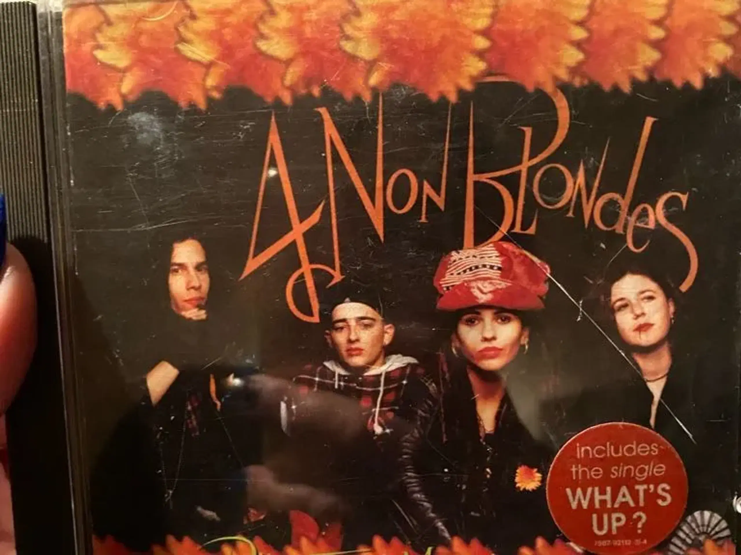 4 non blondes : bigger better faster