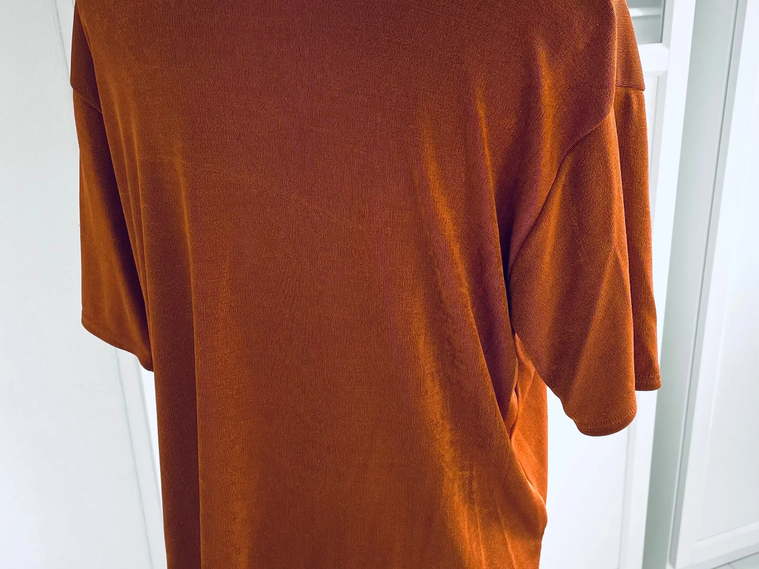 T-shirt orange