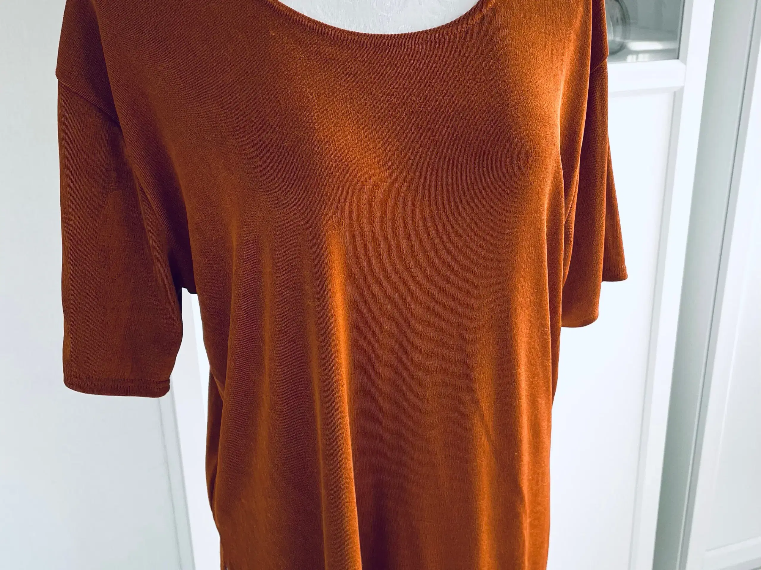 T-shirt orange