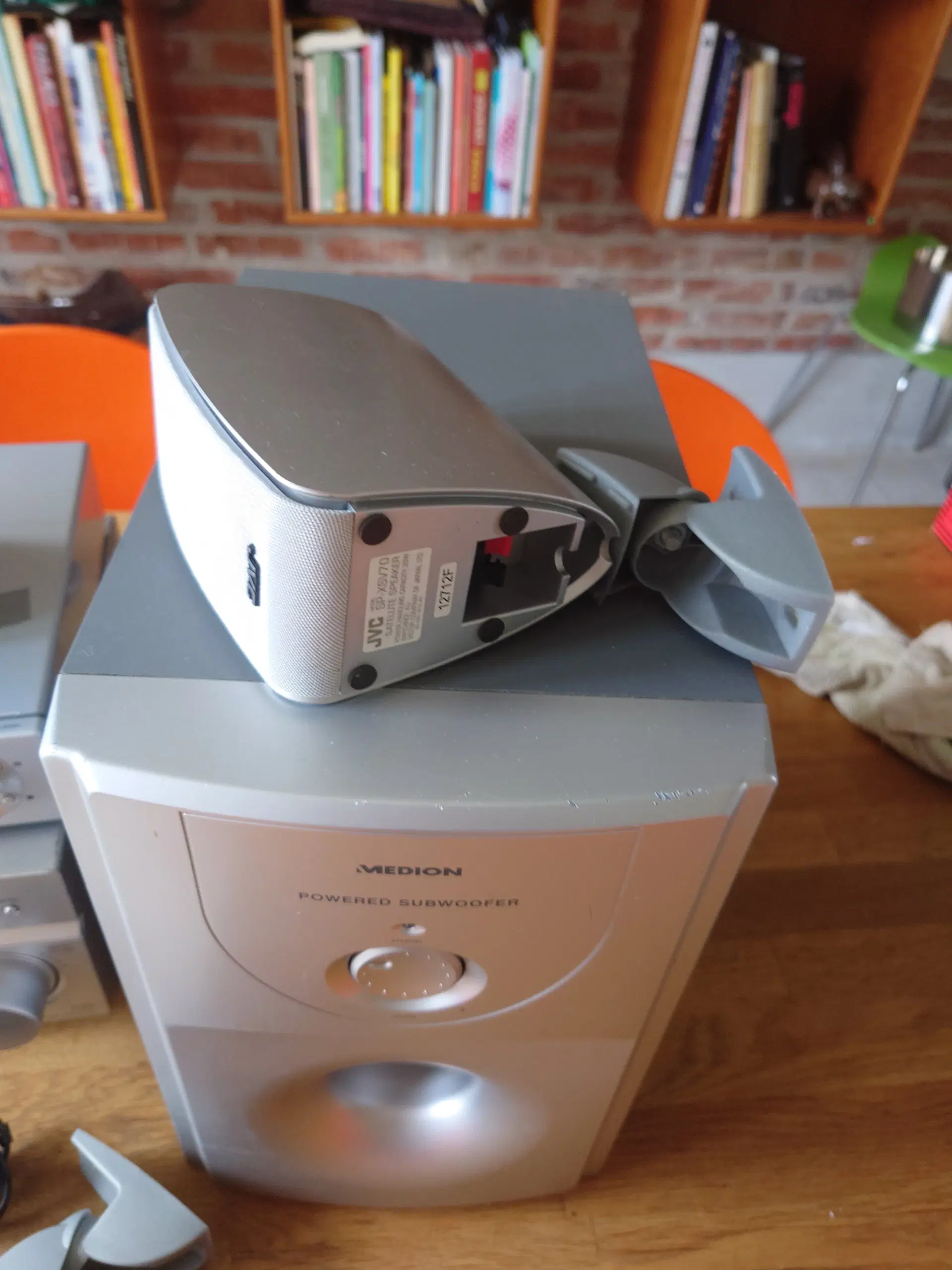 Sony sourroundsystem med dvd afspiller