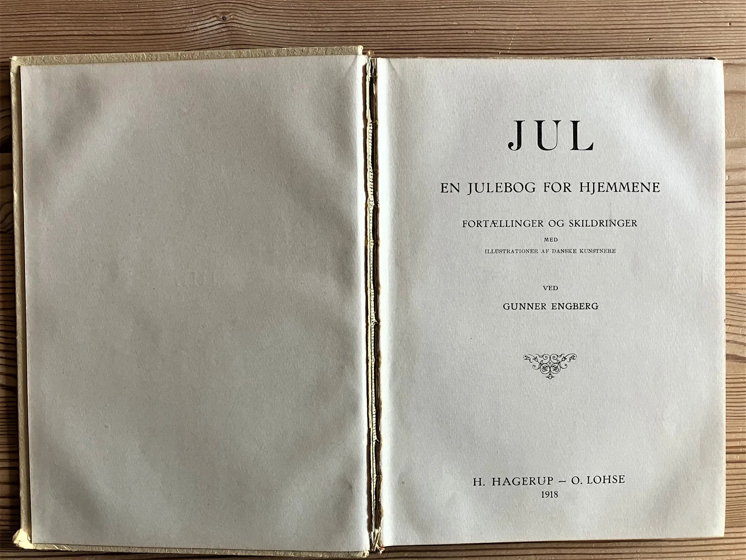 JUL - Fin antik julebog 105 år gammel