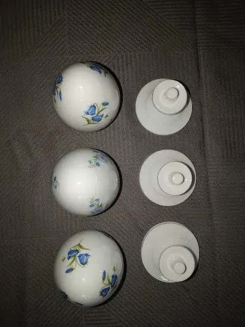 3 Smukke Porcelæns Æg fra Staffordshire