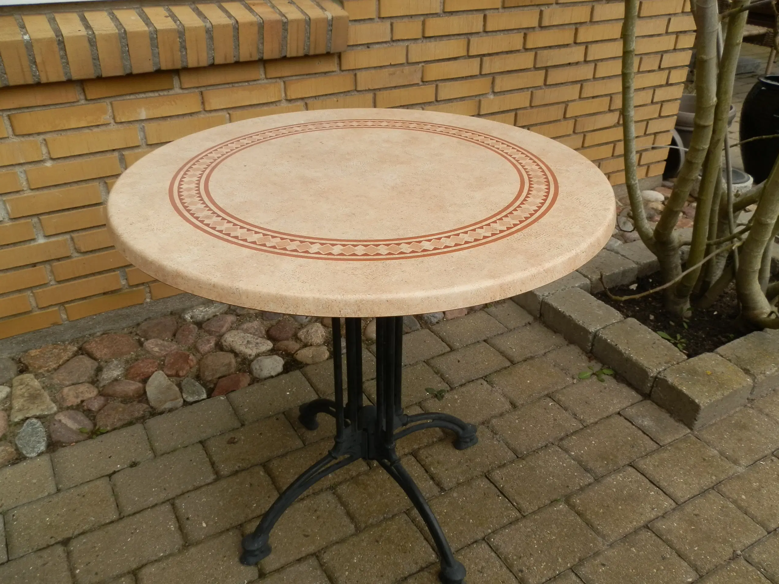 Rundt Cafe / Havebord 79 cm i diameter