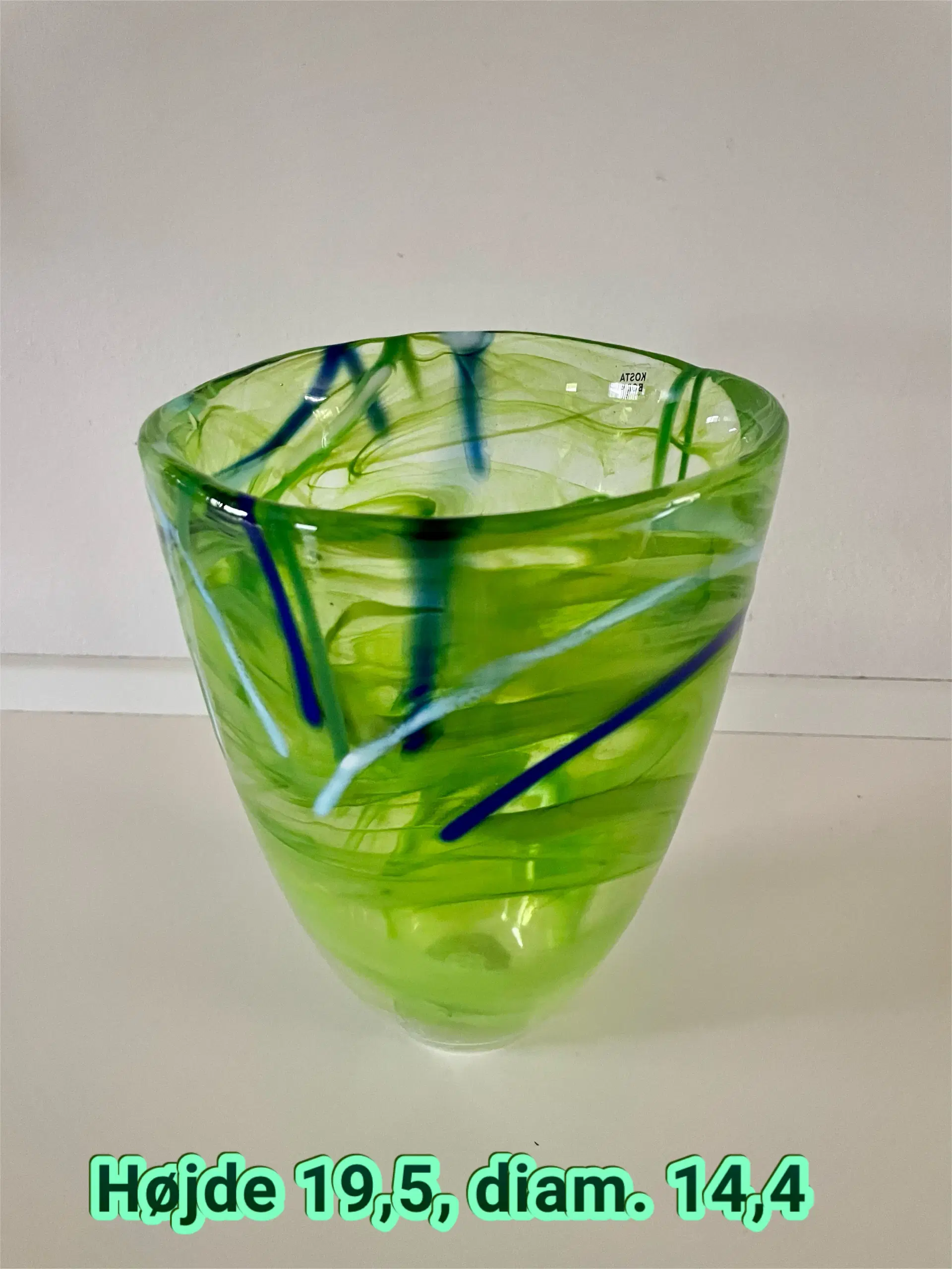 Kosta boda vase