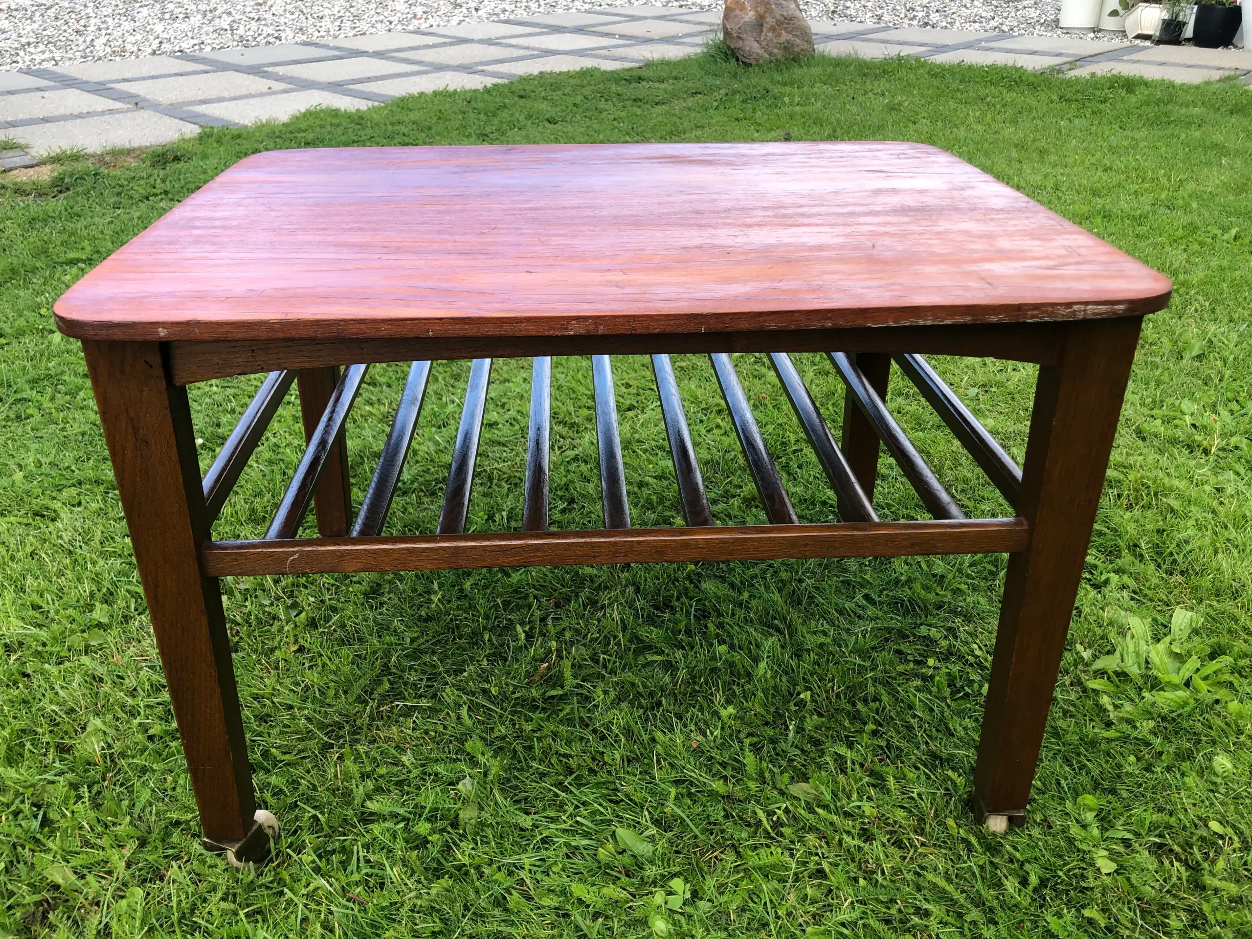 Teak sidebord