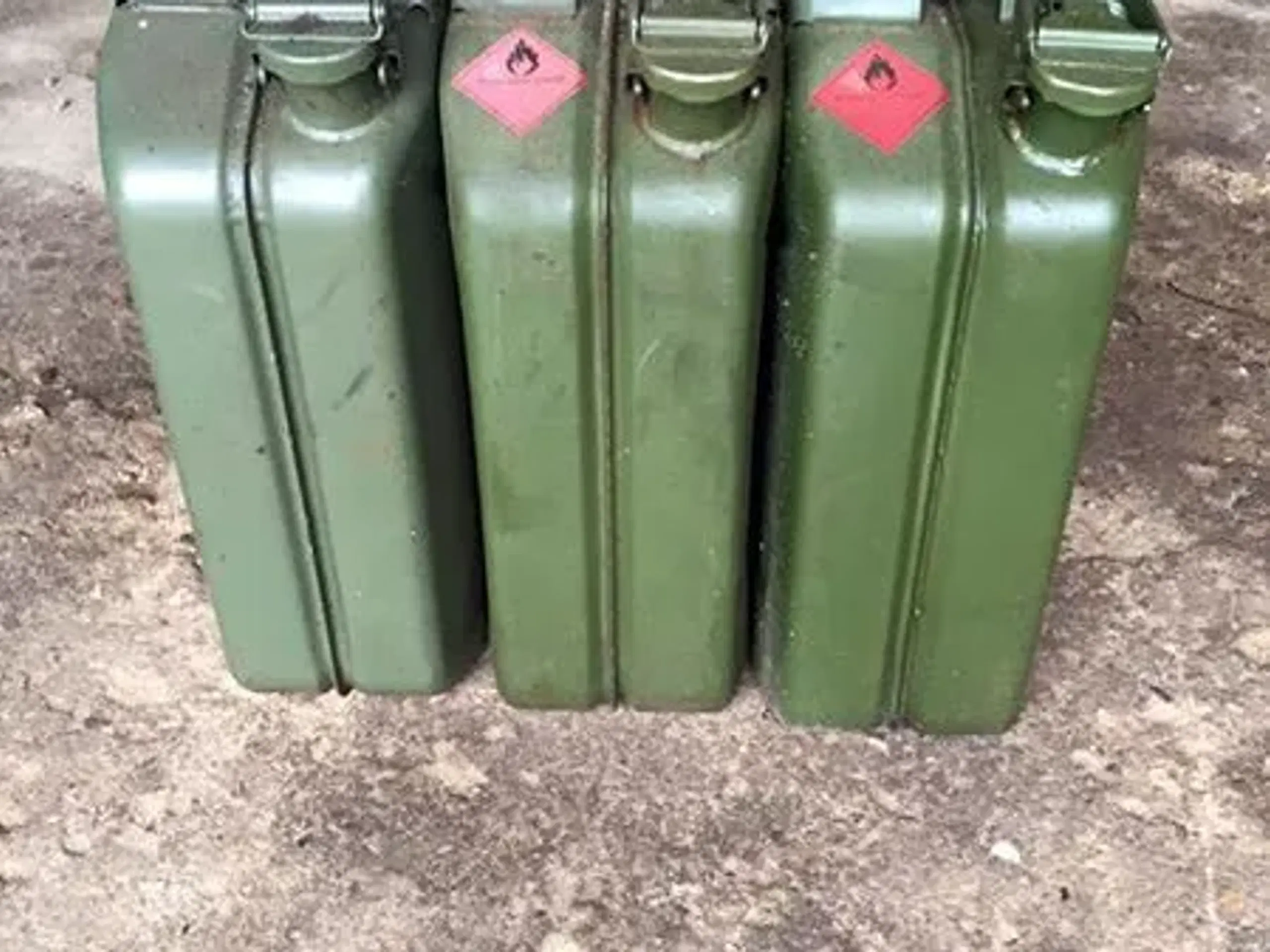 Godkendte jerrycans 20 liter