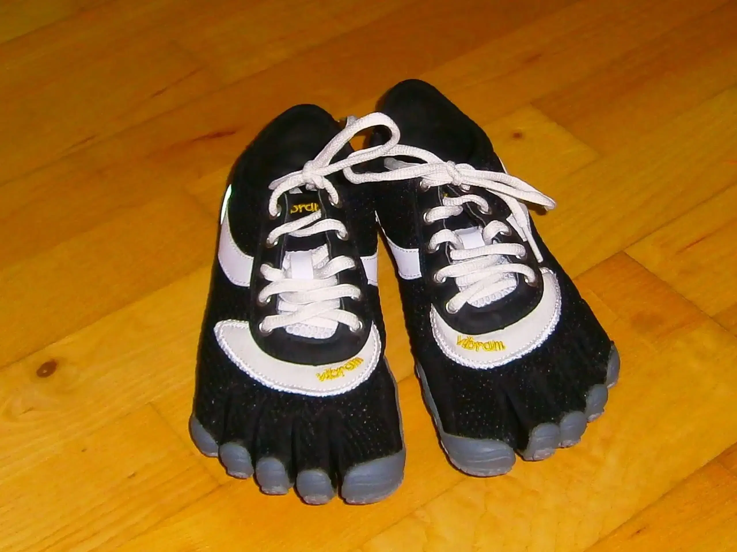 FIVE FINGERS Vibram