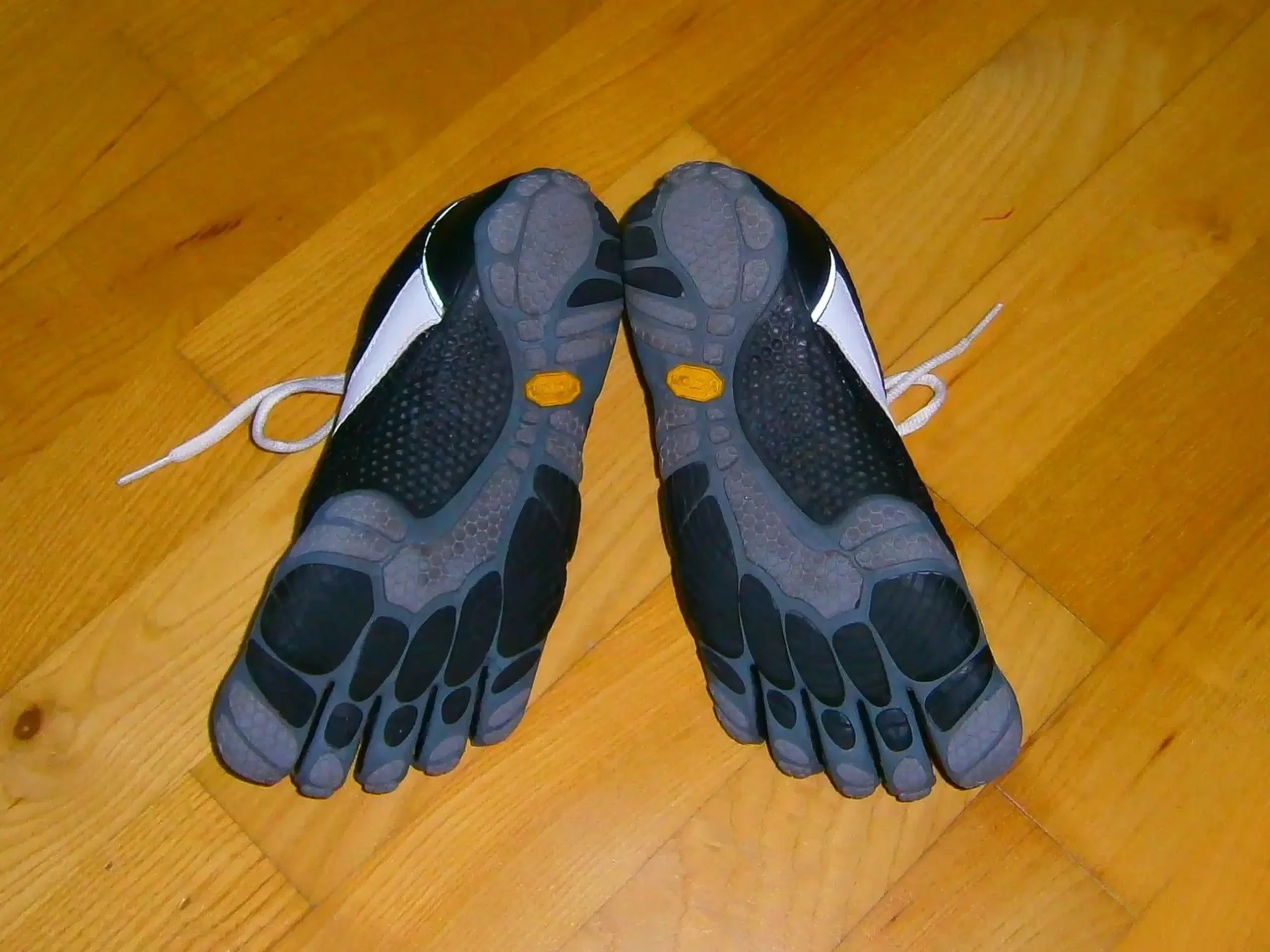 FIVE FINGERS Vibram