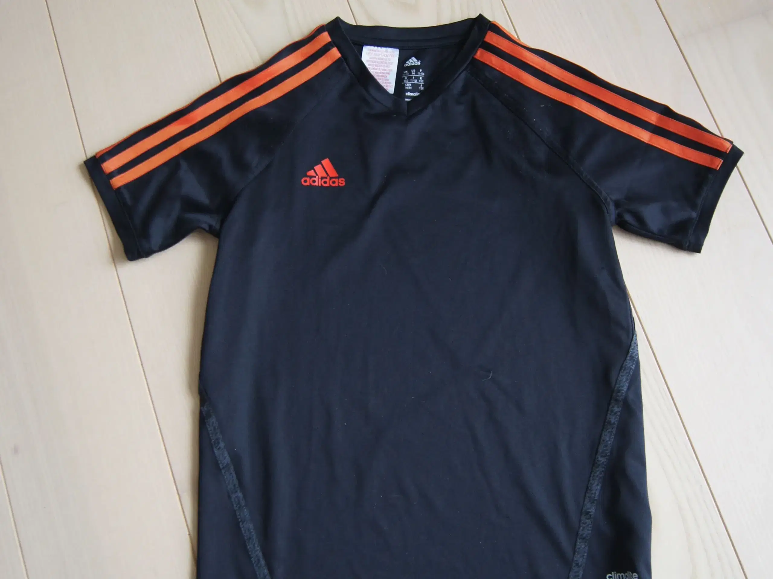 Adidas climalite t-shirt str 152