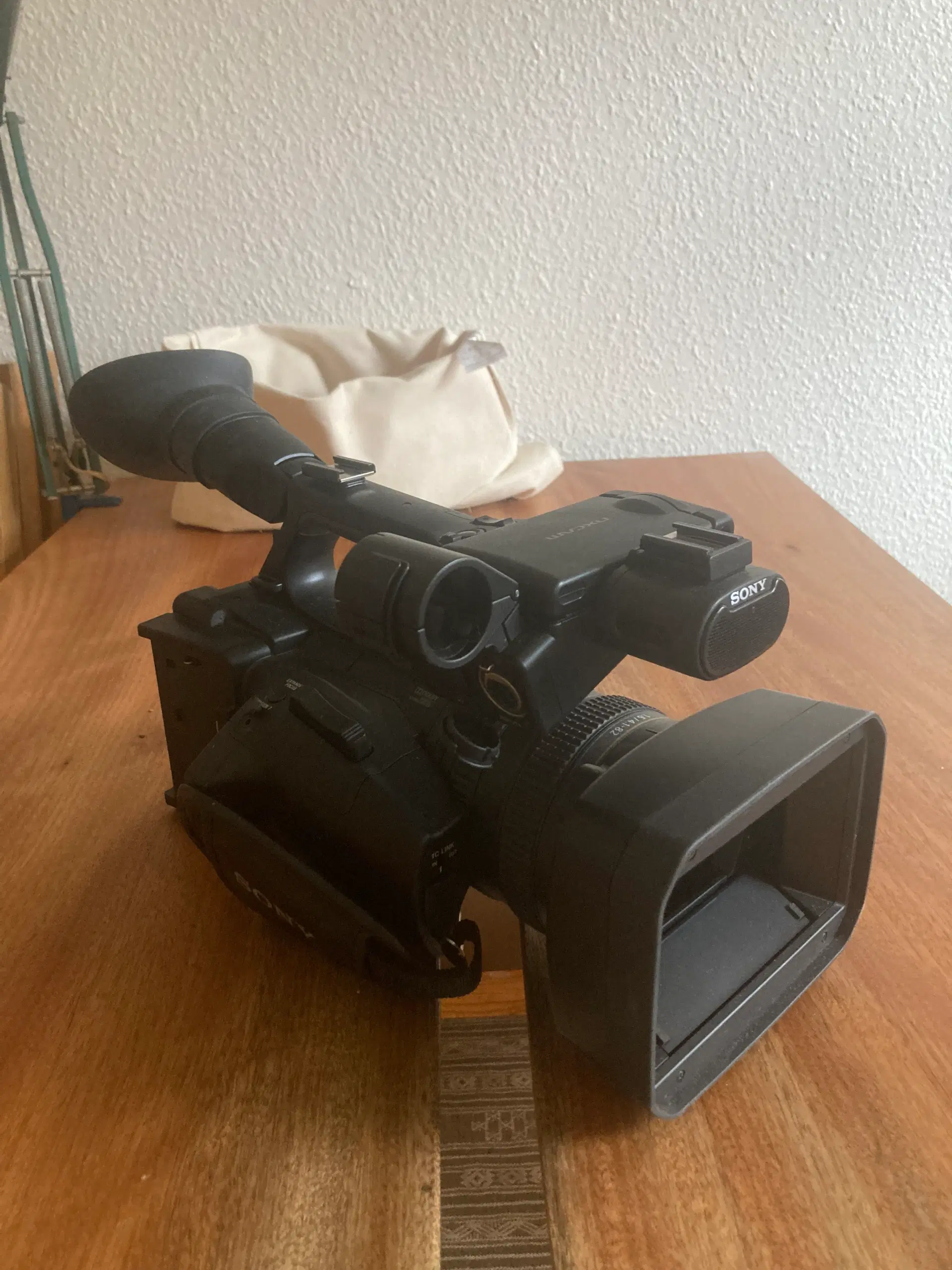 Professionelt Videokamera Sony HXR-NX5E