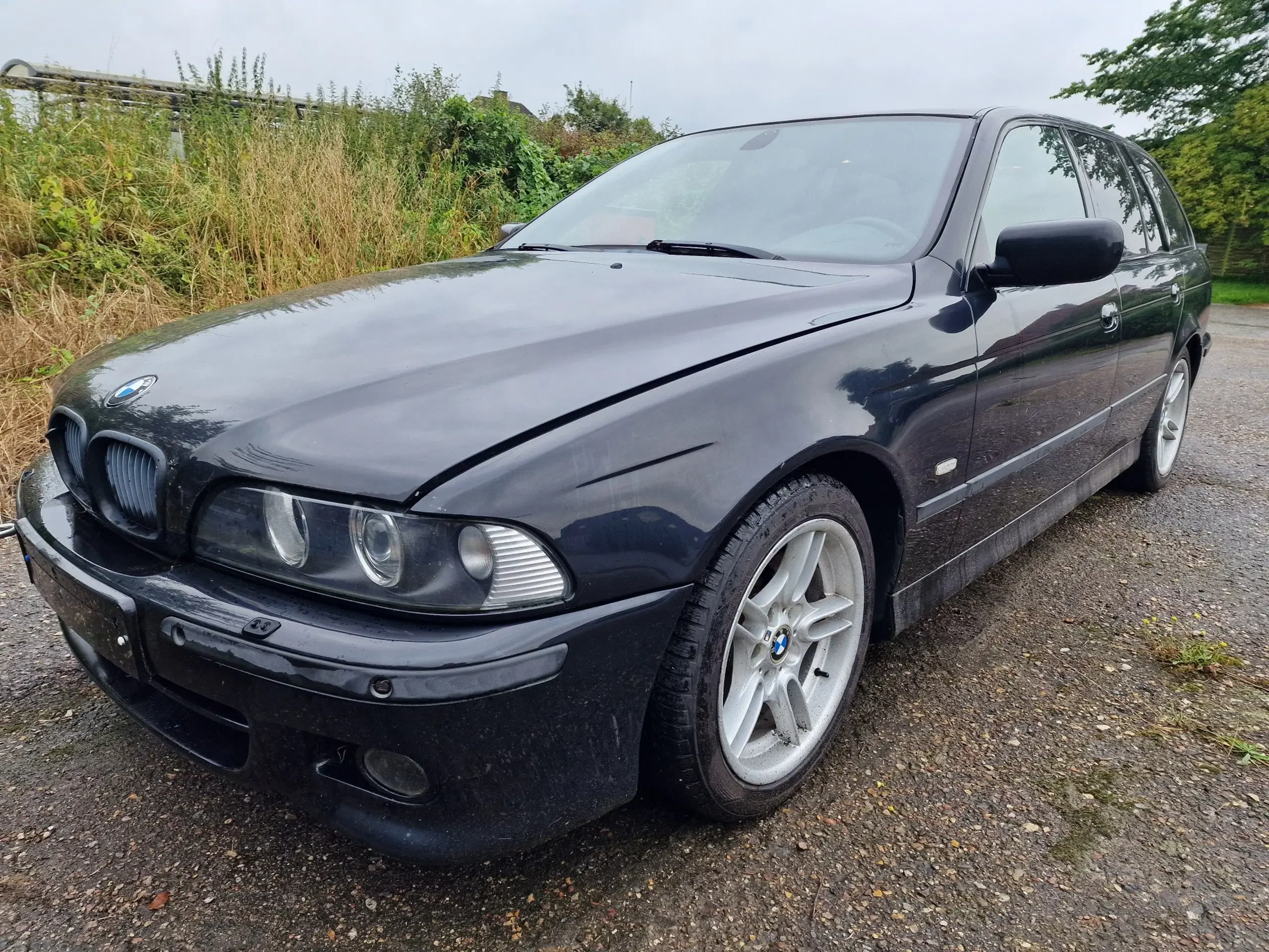 BMW 540i til renovering eller eksport