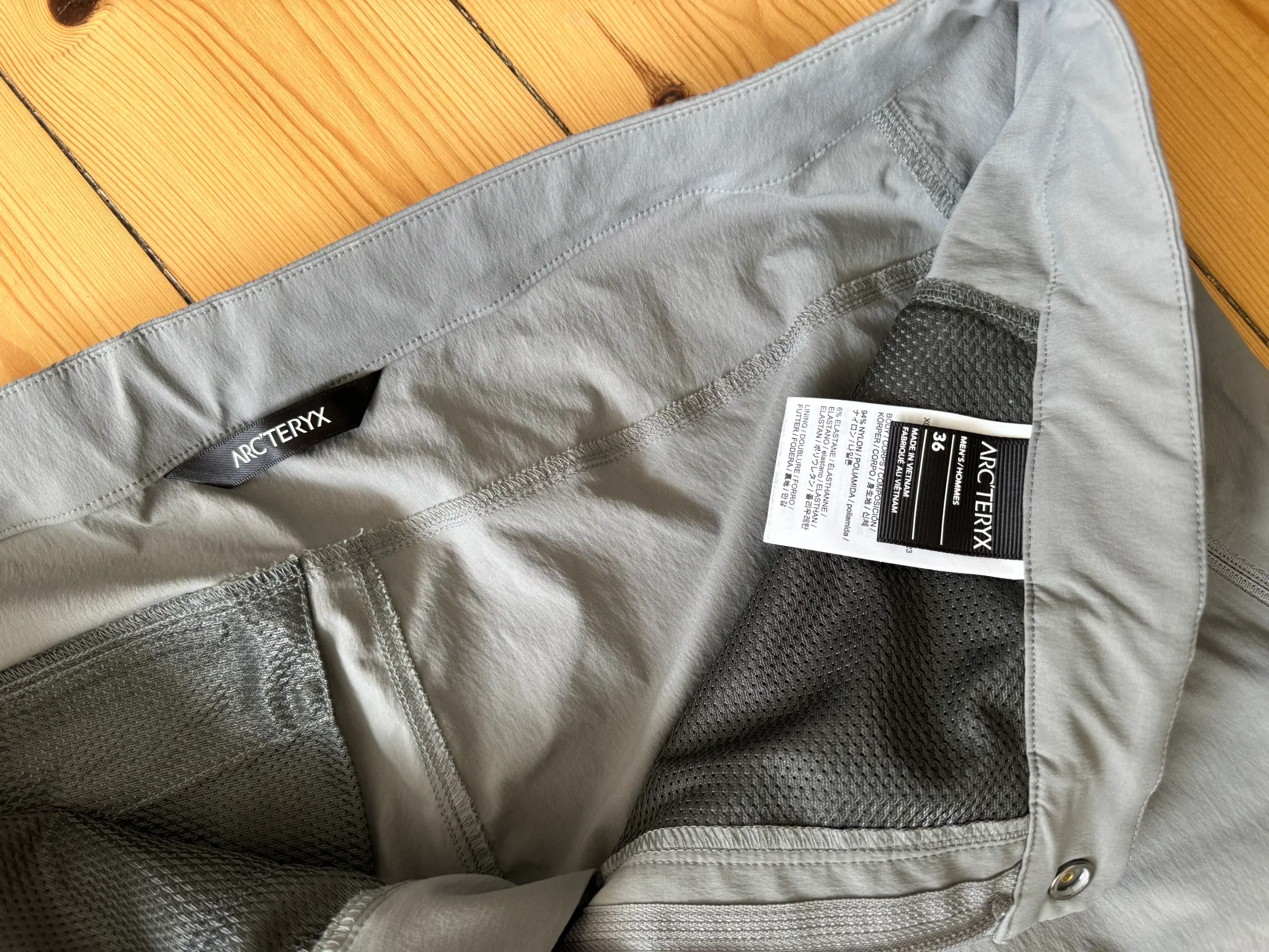 Arcteryx Mens Gamma Quick Dry Short 9"