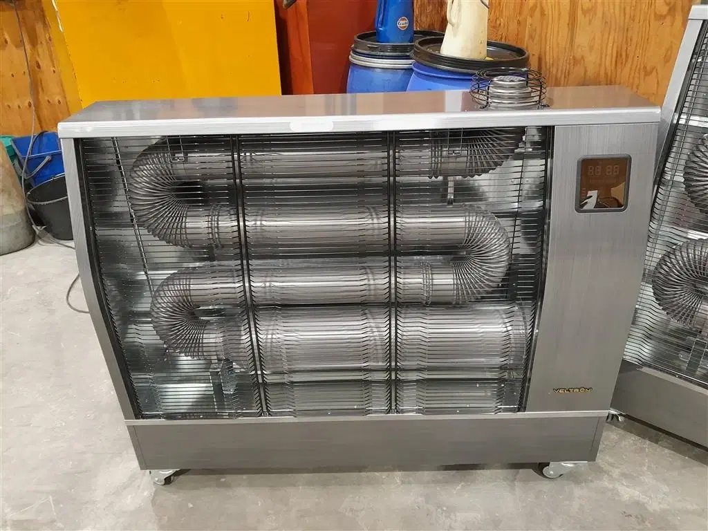 - - - VeLTRON HEATER