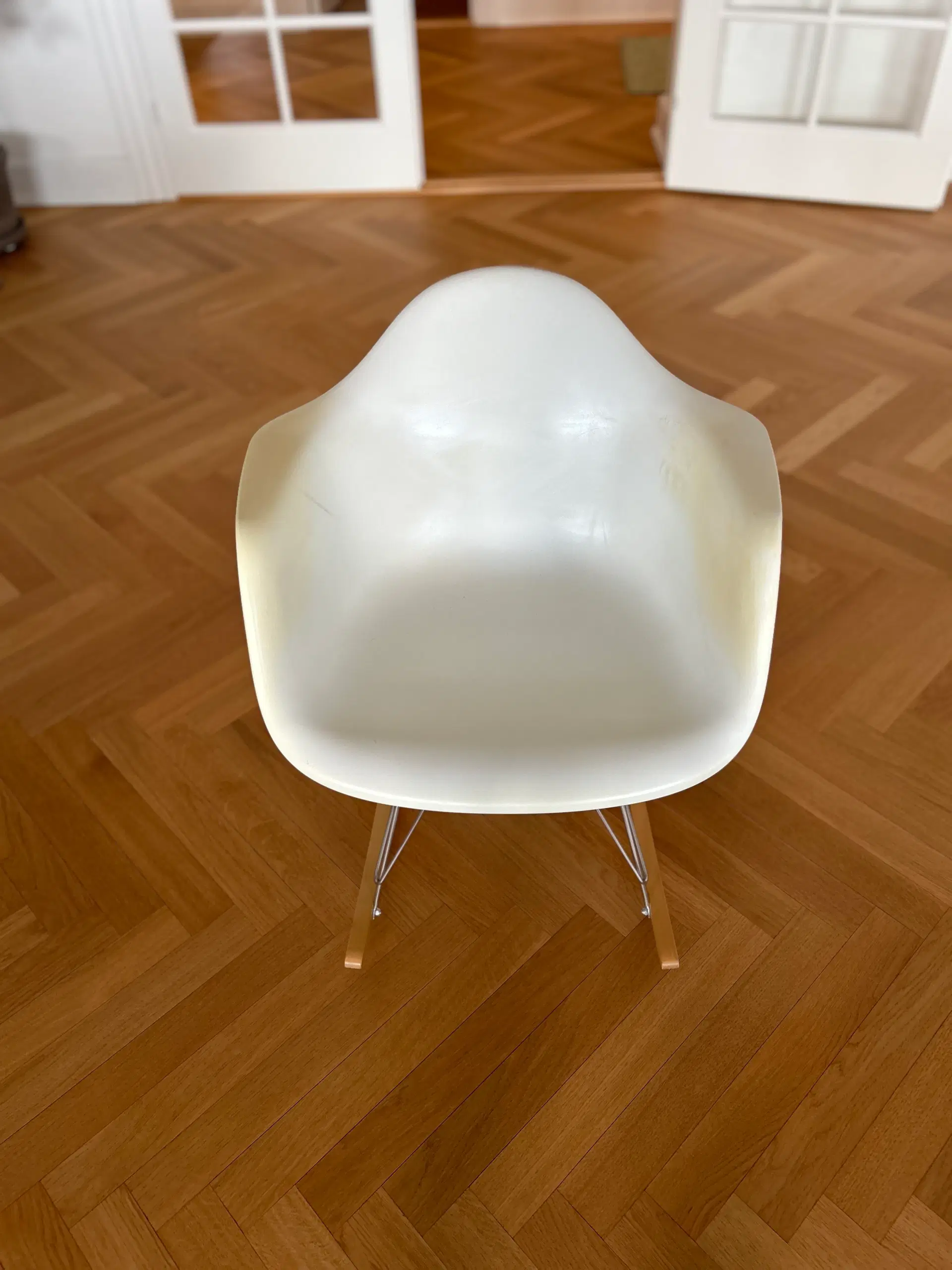 Gyngestol Eames