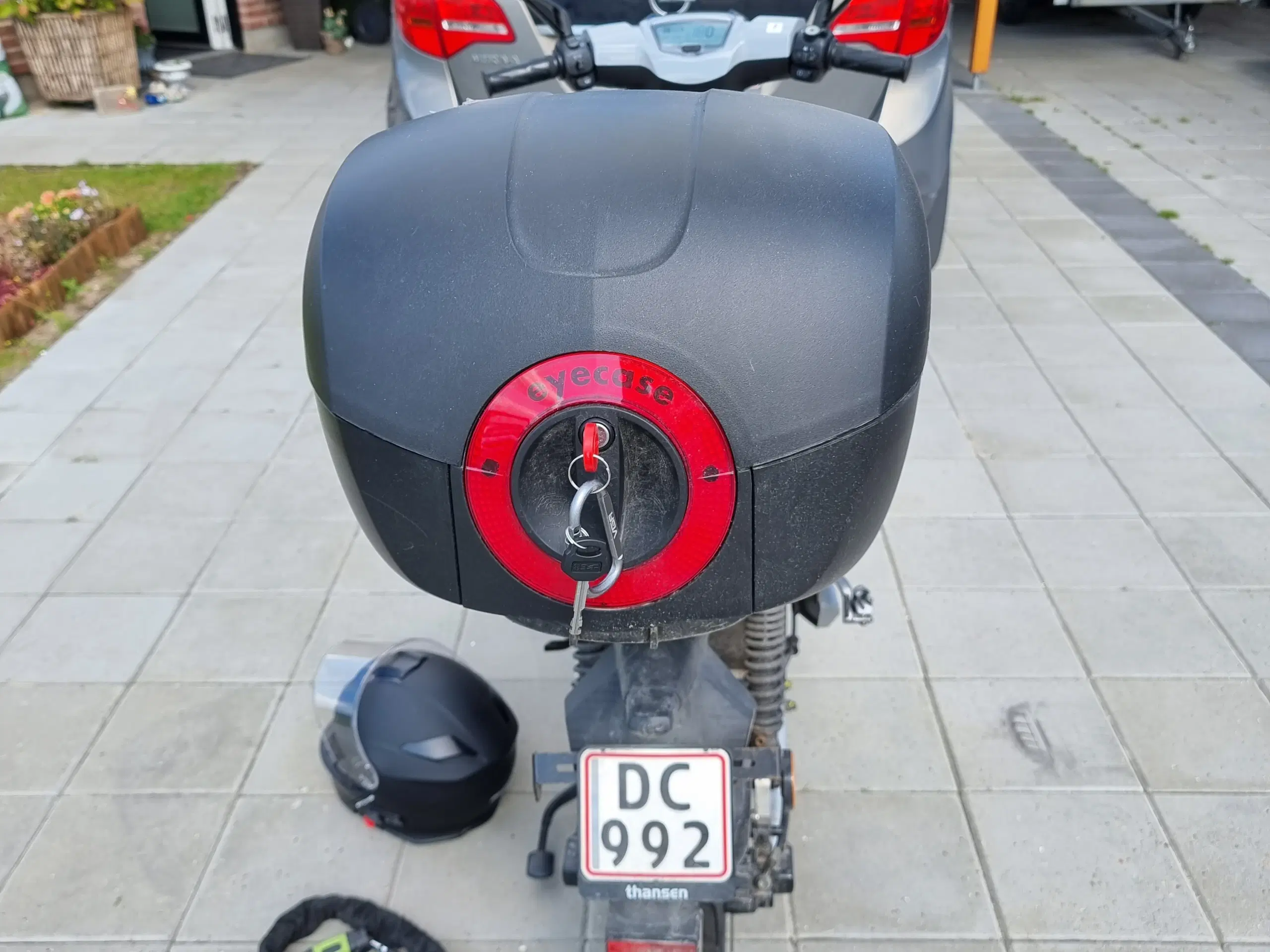 El-scooter 45 km/t VGA