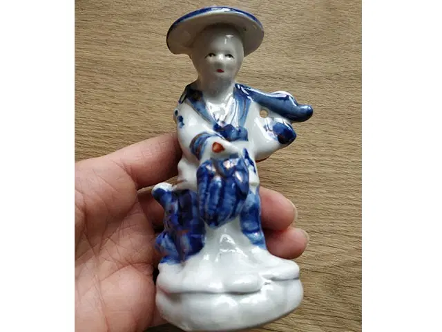 Asiatisk japansk kinesisk porcelæn figur