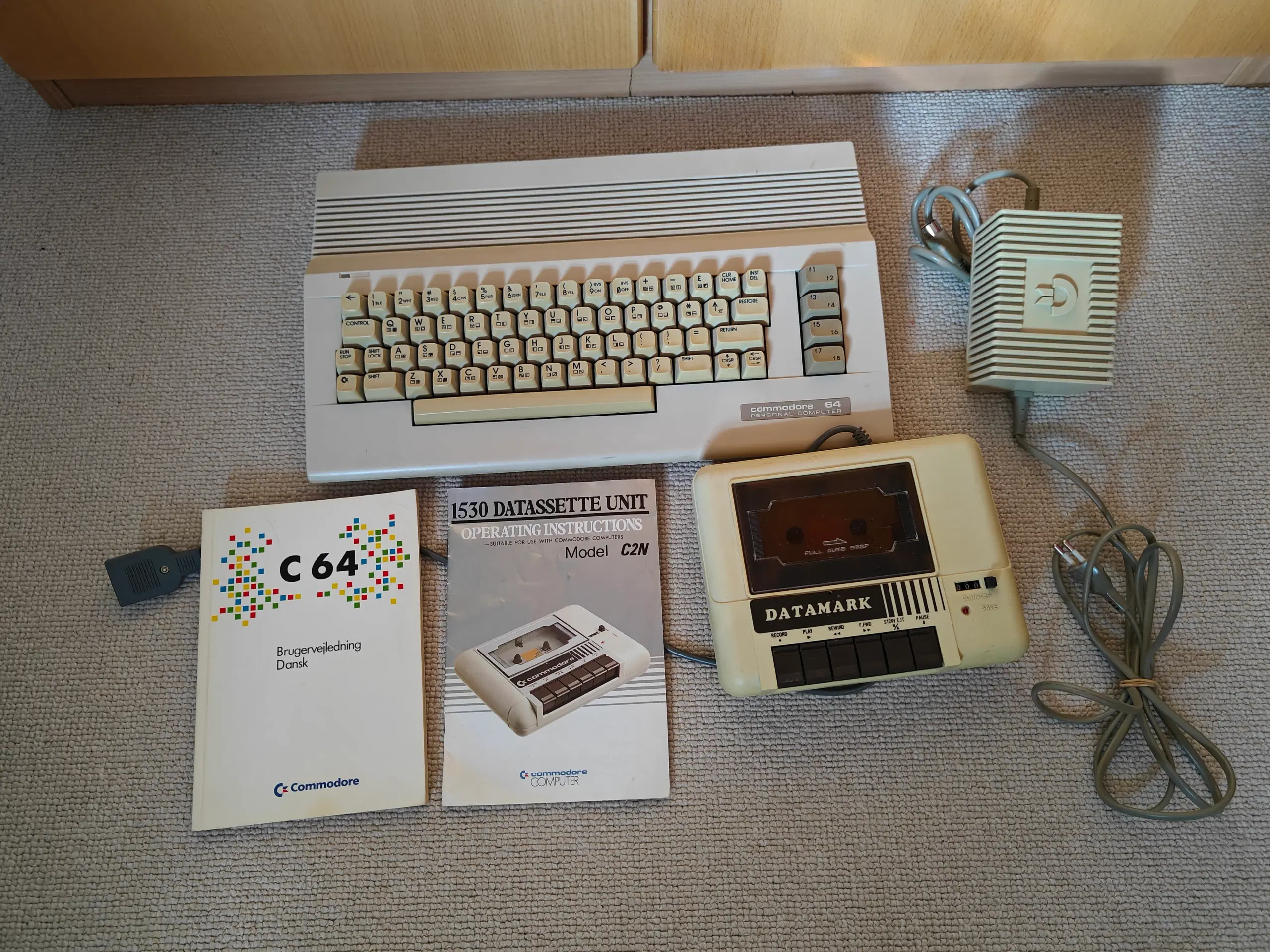 Commodore 64C m kasse